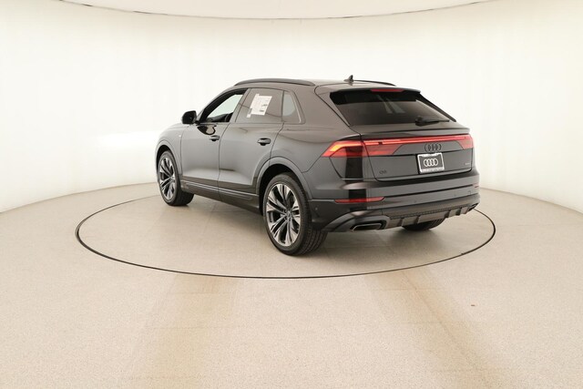 2026 Audi Q8