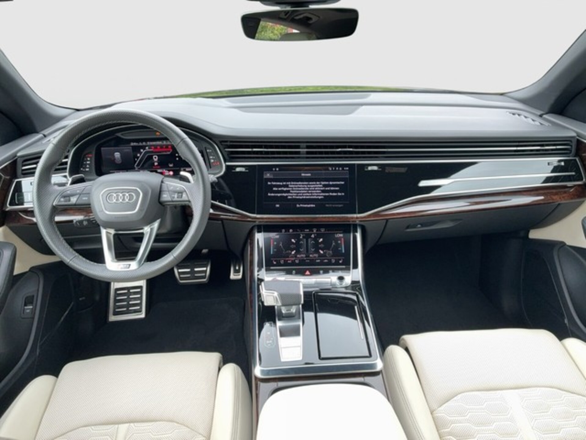 Audi RS Q8 SUV