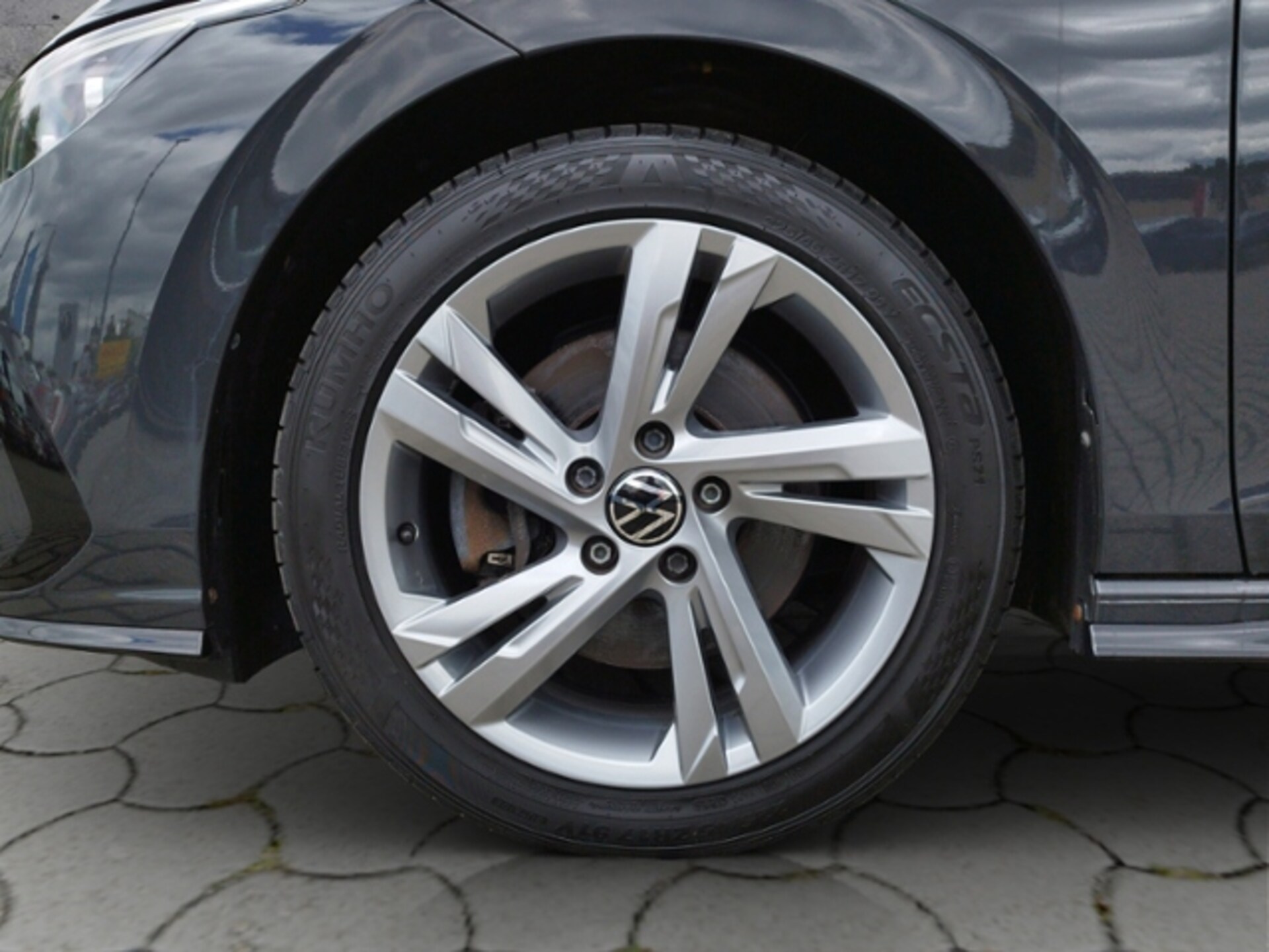 Volkswagen Golf Variant R-Line