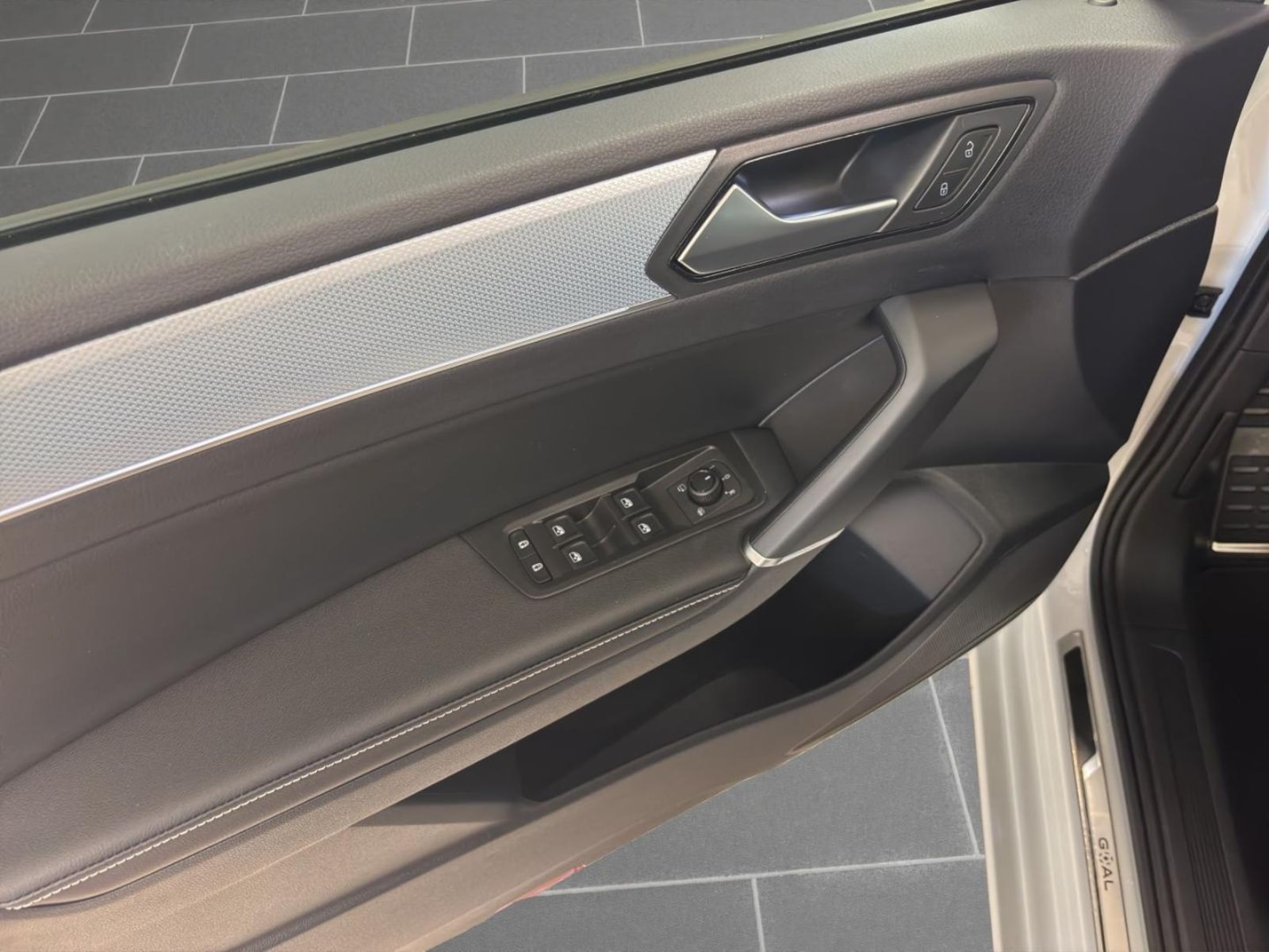 Volkswagen Touran – Bild 13