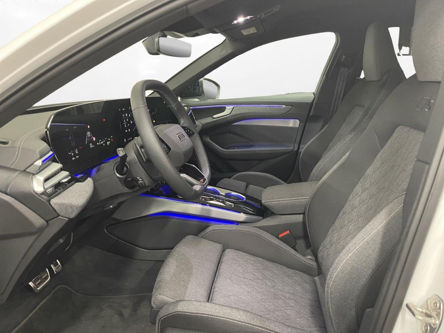 Bild über Audi A6 Avant e-hybrid e-hybrid quattro 220 kW S tronic - für weitere Informationen kontaktieren Sie den Audi Partner