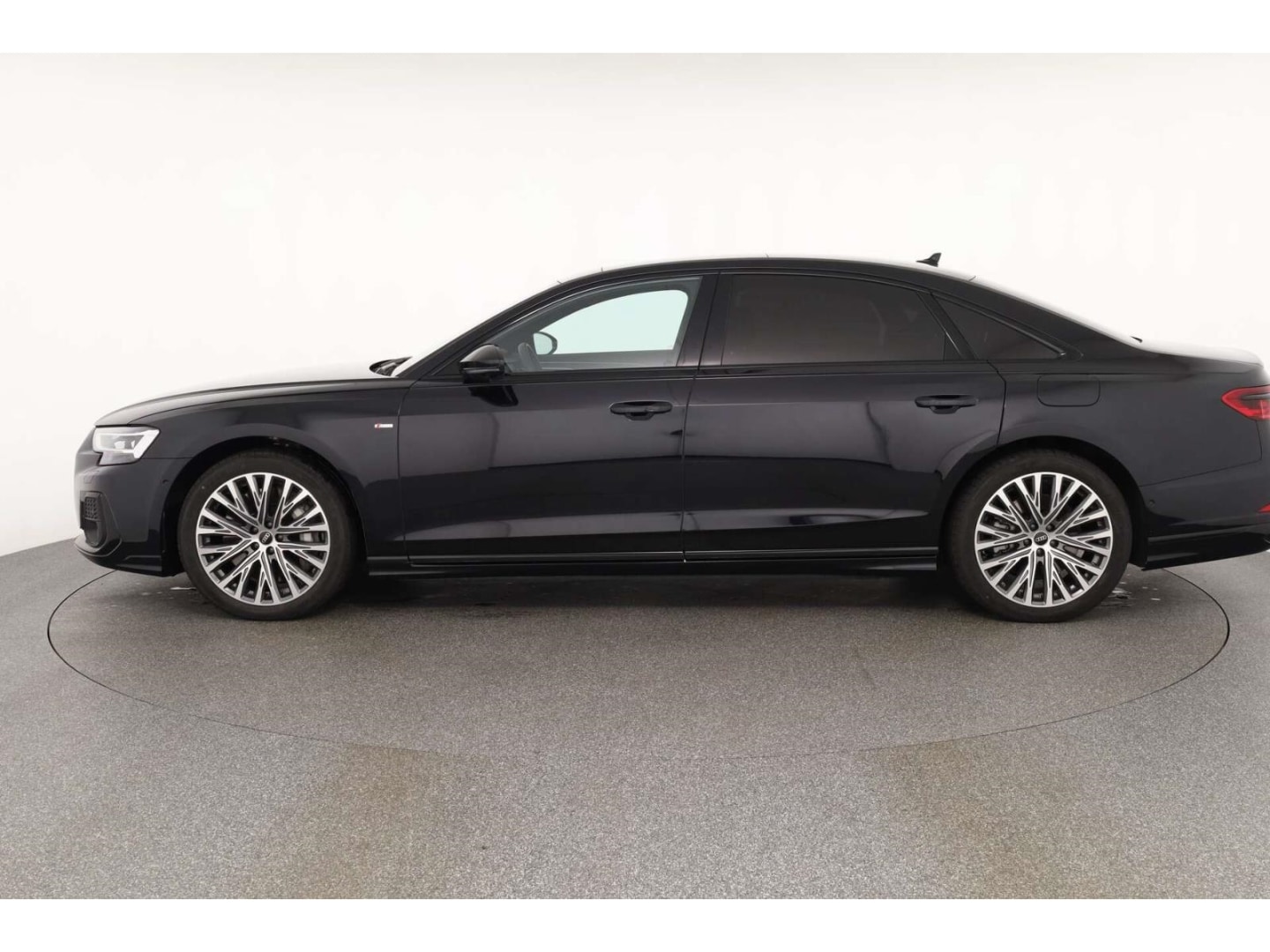 Bild über Audi A8 L TFSI e 60 TFSI e quattro tiptronic - für weitere Informationen kontaktieren Sie den Audi Partner