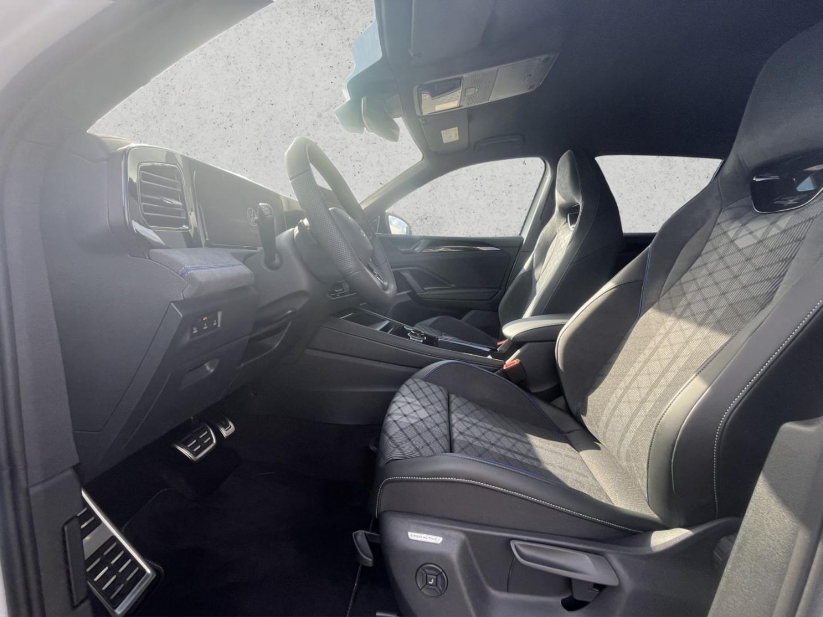 Volkswagen Tiguan – Bild 8