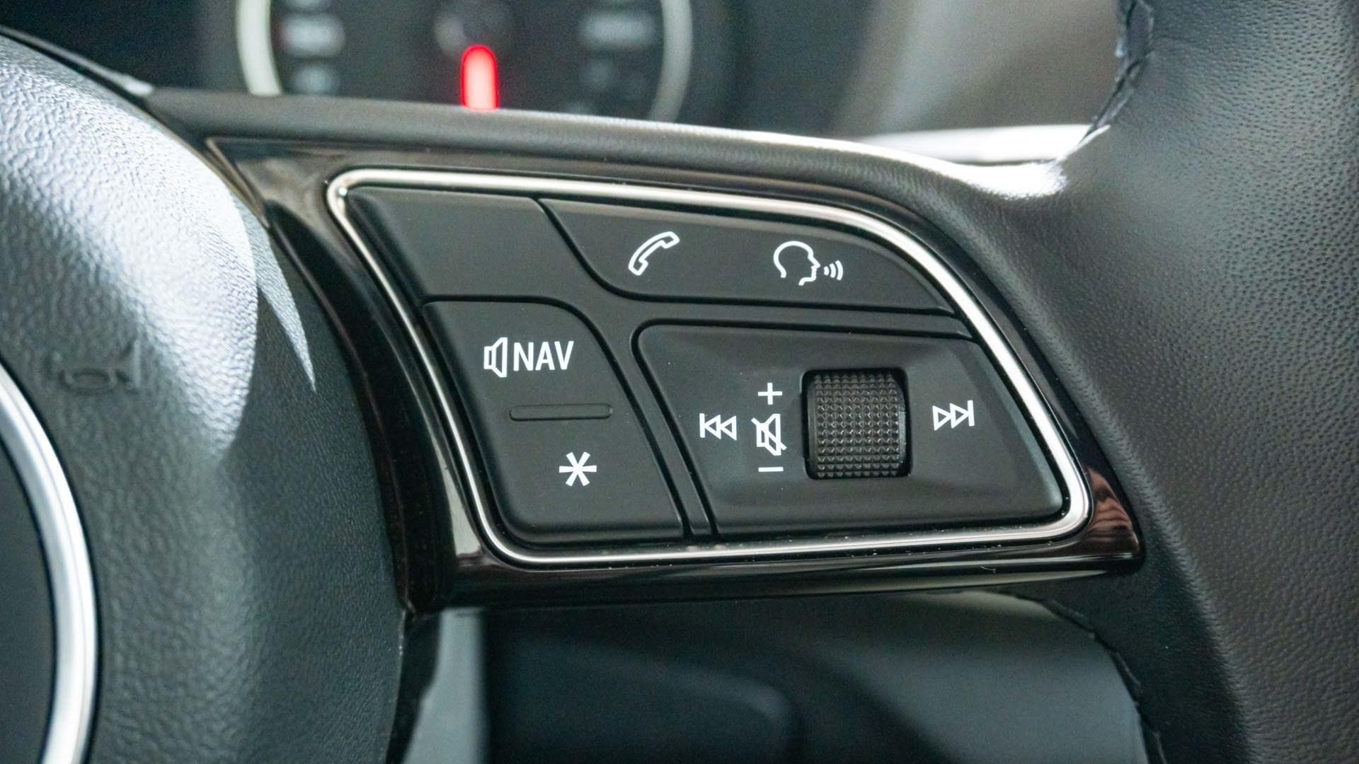 Image about Audi Q2 Advanced 30 TFSI 81 kW (110 CV) 6 vel.