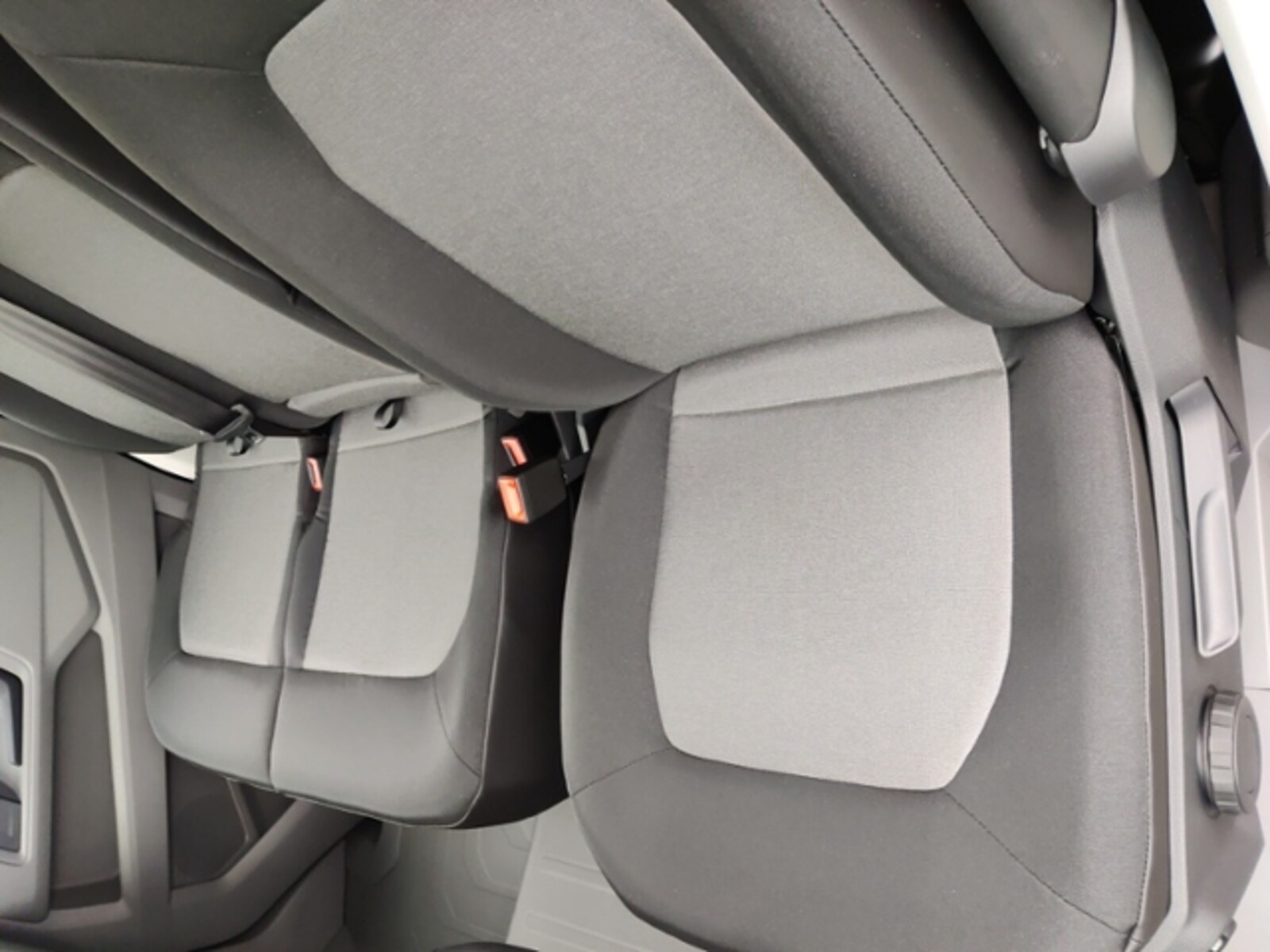 Volkswagen Crafter Kasten langer Radstand – Bild 12