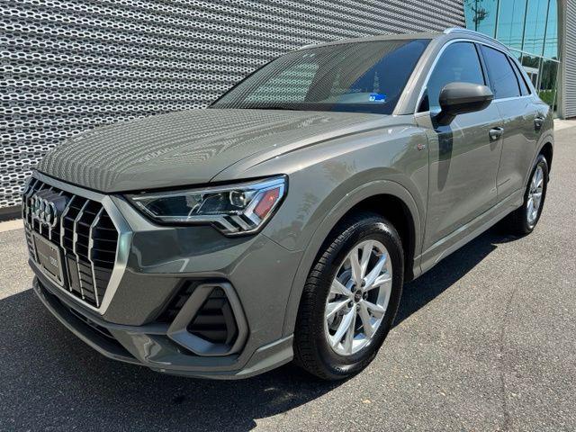 2025 Audi Q3 45 TFSI S Line Premium Plus quattro's photo