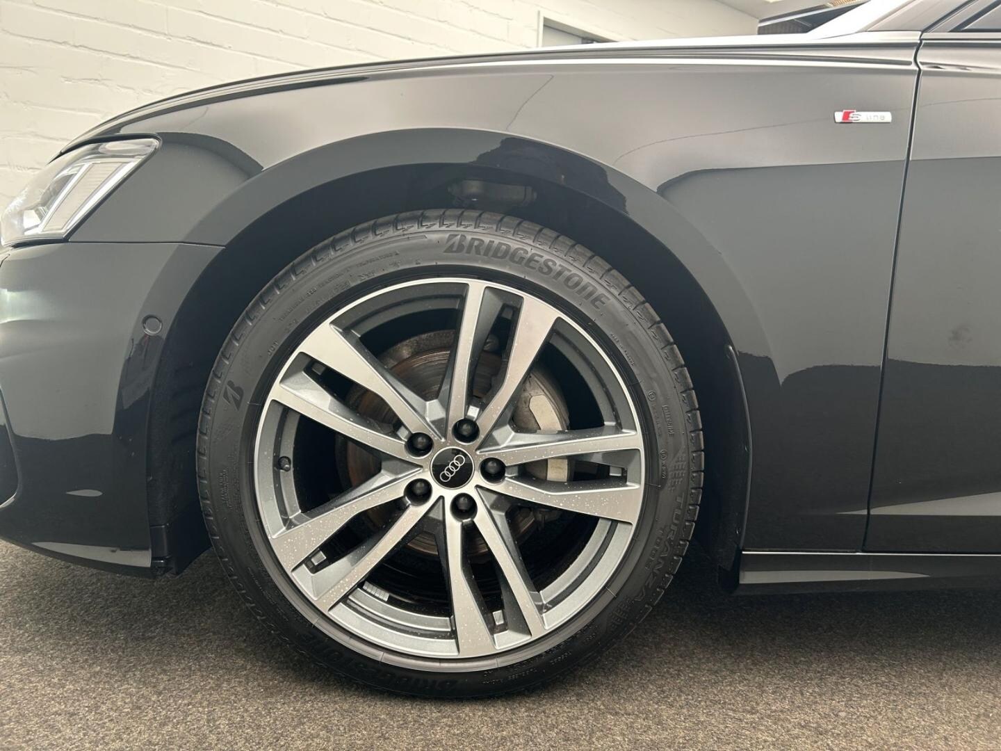 Bild über Audi A6 Avant S line 40 TDI S tronic - für weitere Informationen kontaktieren Sie den Audi Partner