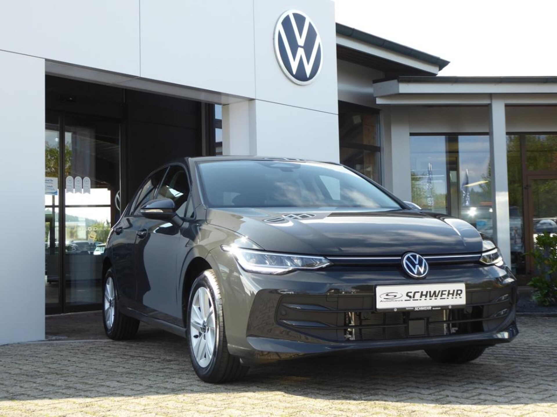 Volkswagen Golf Life