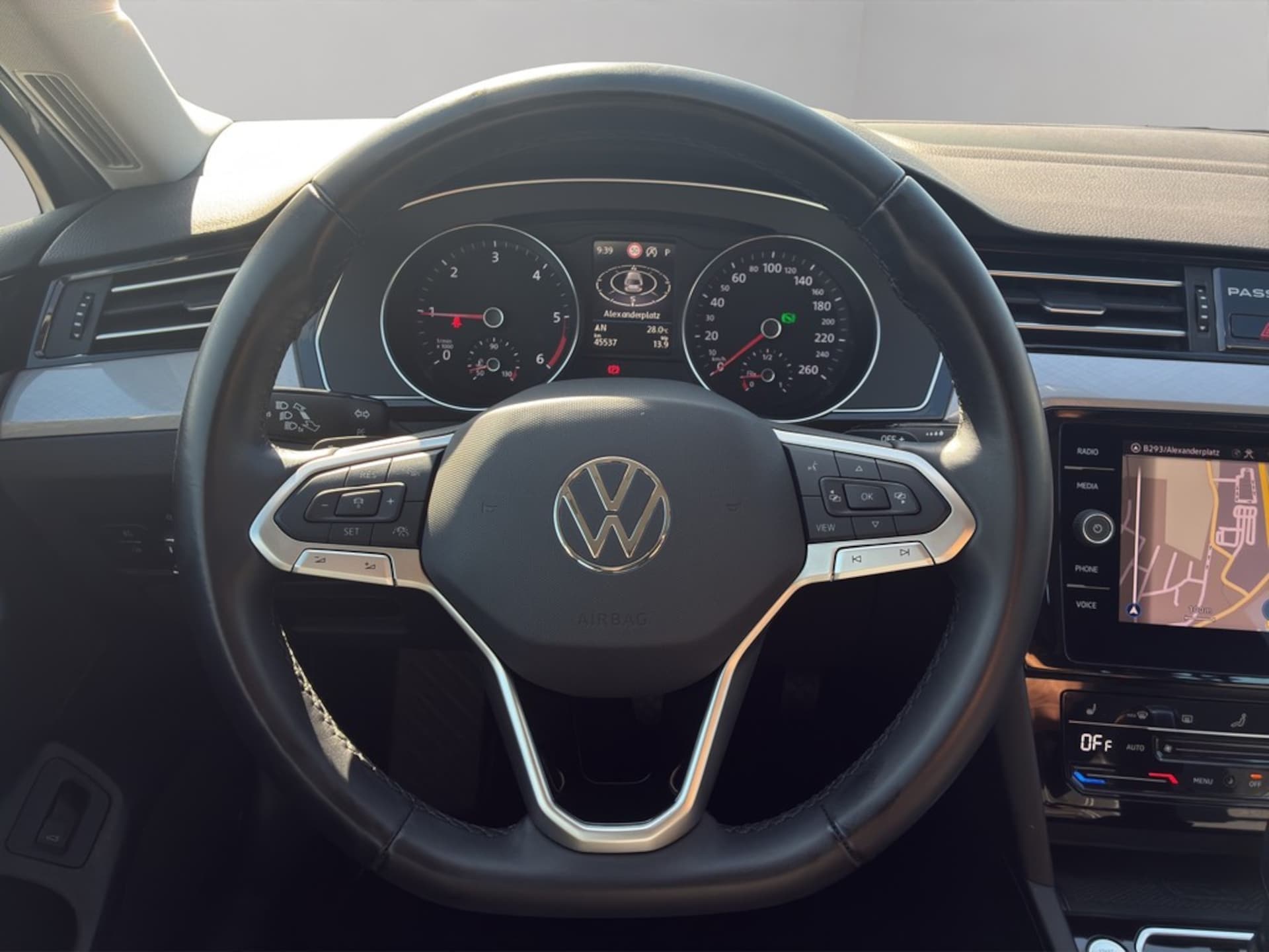 Volkswagen Passat Variant Business