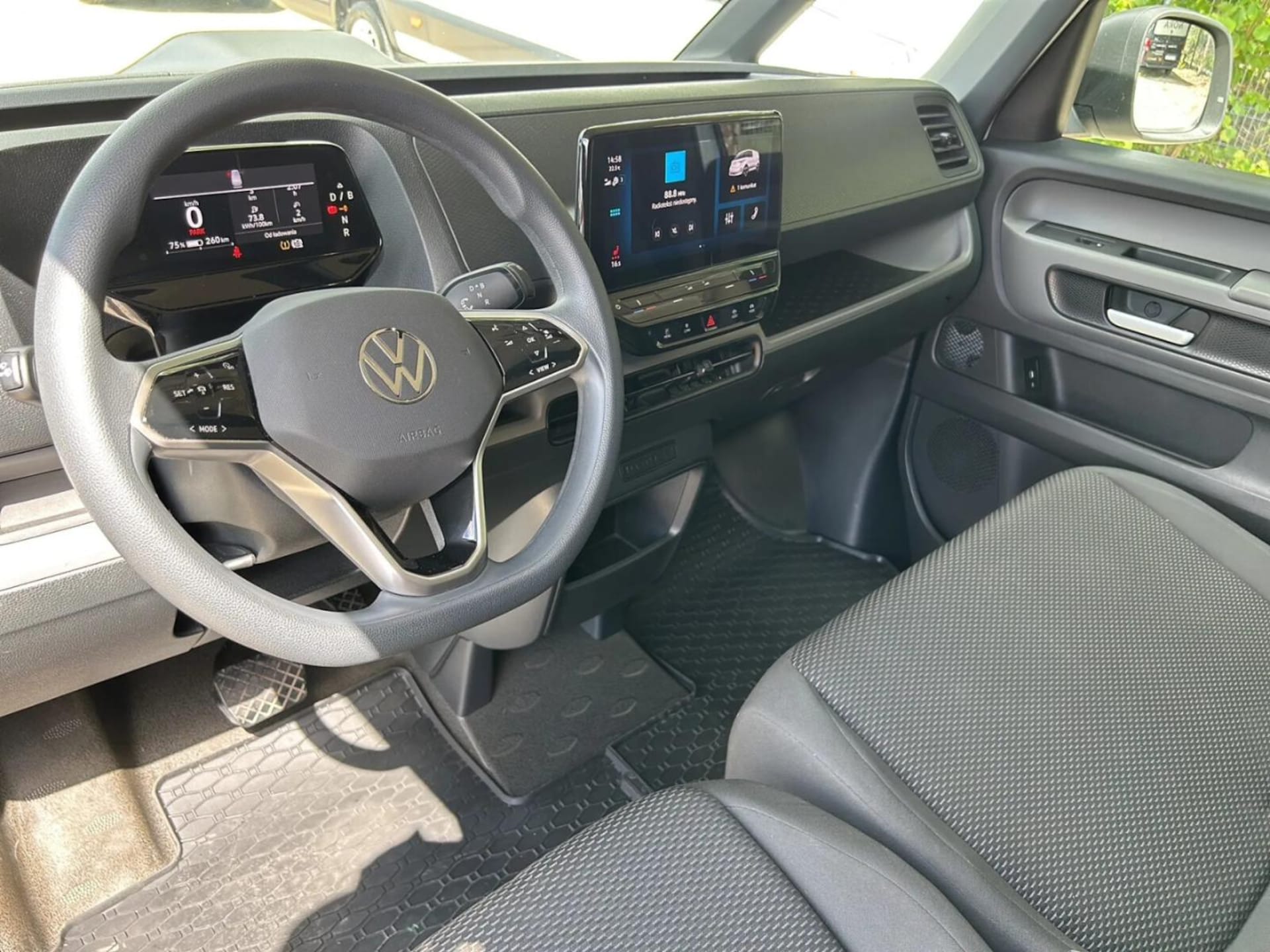 Volkswagen ID. Buzz Cargo Model bazowy