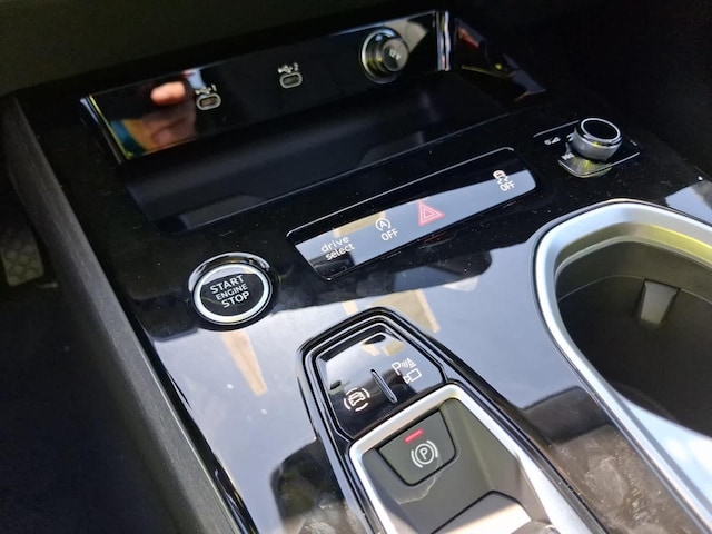 2026 Audi A6 Premium Plus - Photo 14