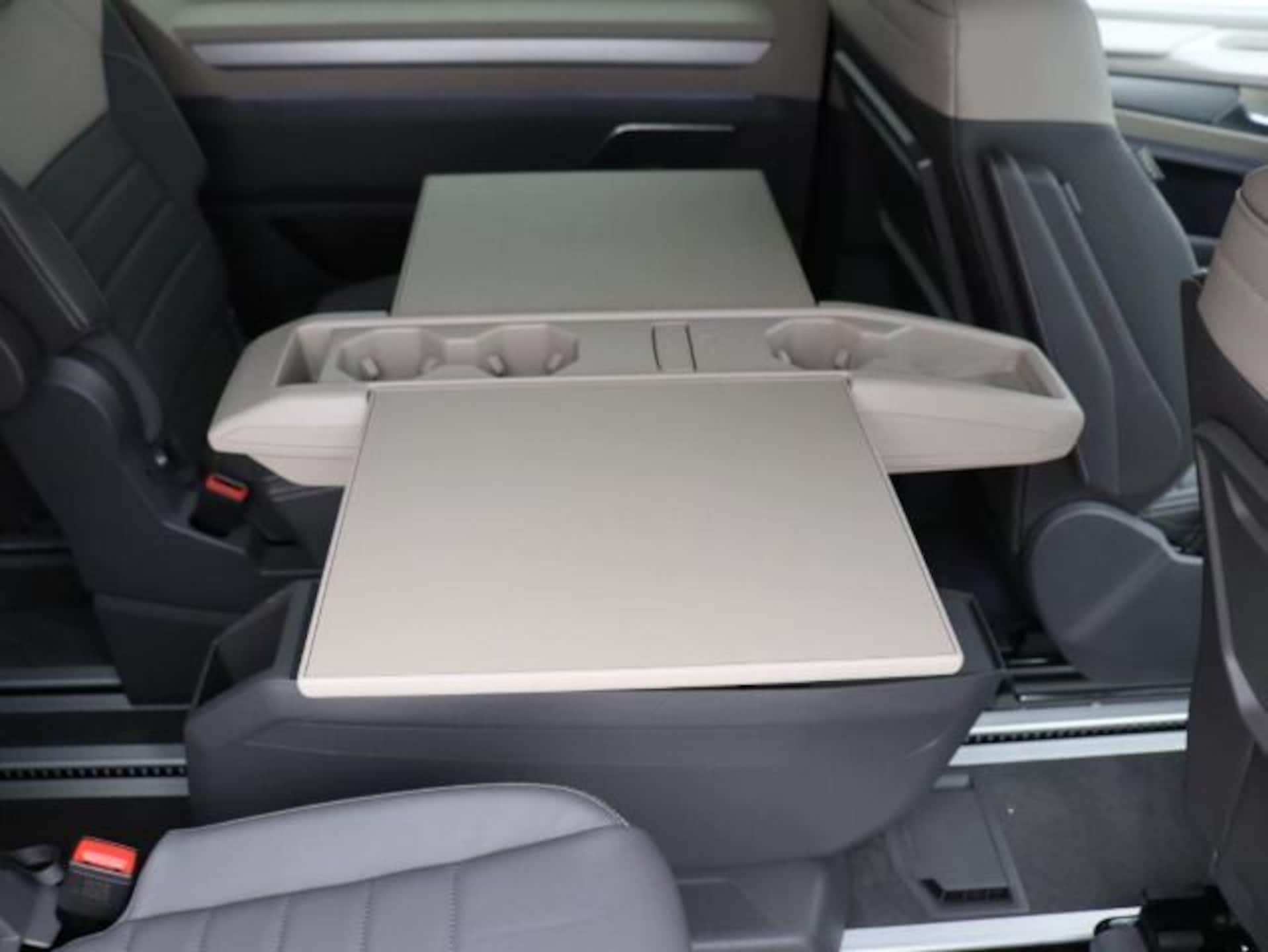 Volkswagen Multivan Style