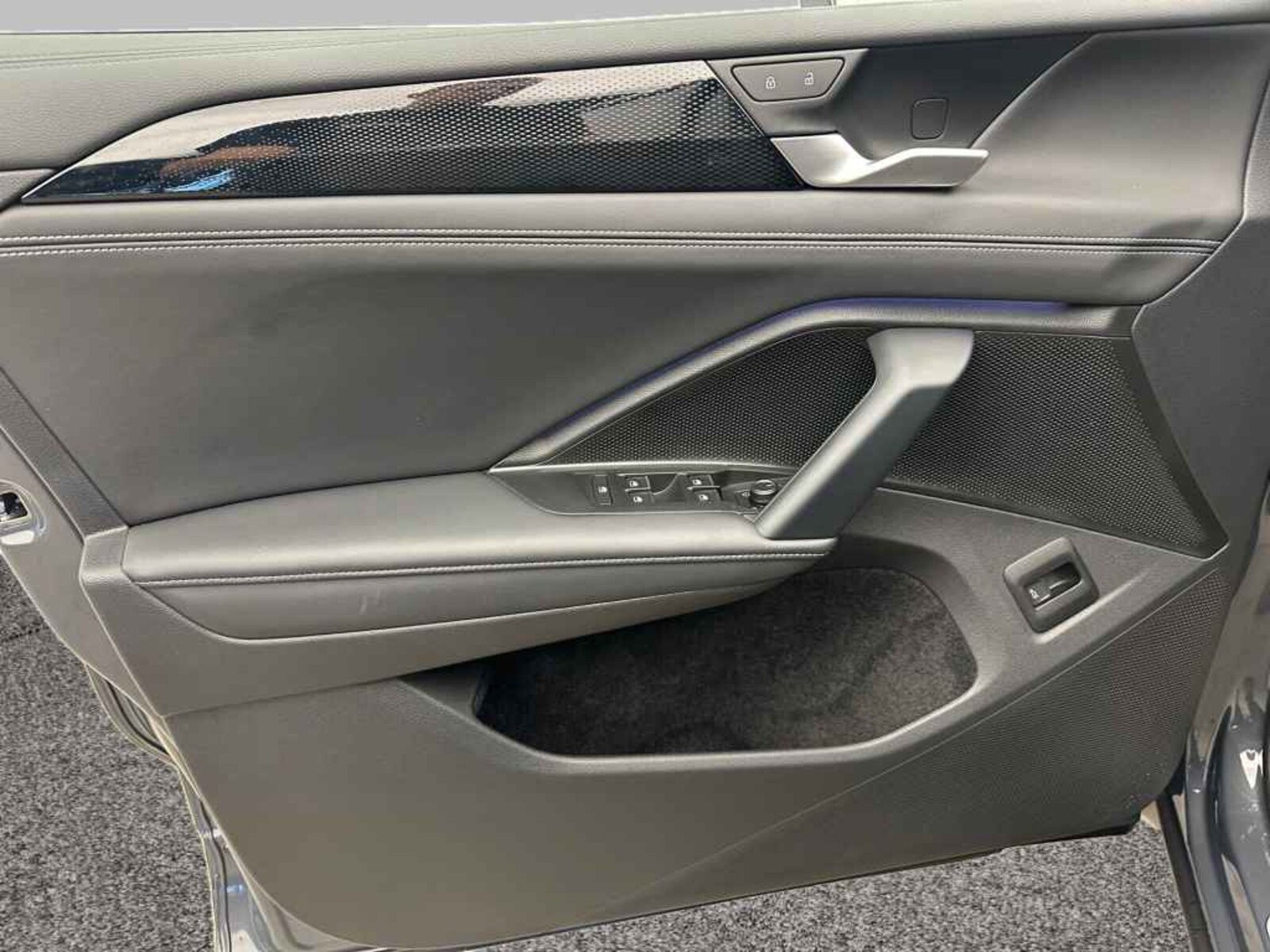 Volkswagen Tiguan – Bild 11