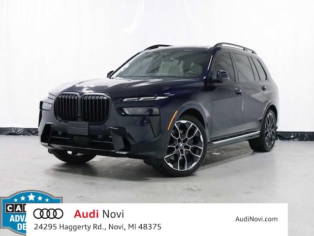 2023 BMW X7