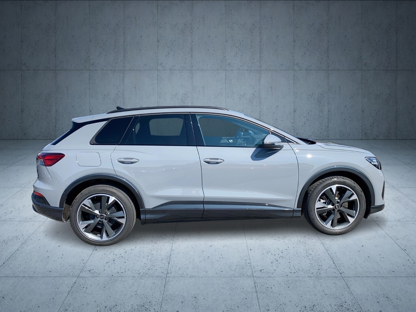 Image about Audi Q4 e-tron 45 e-tron