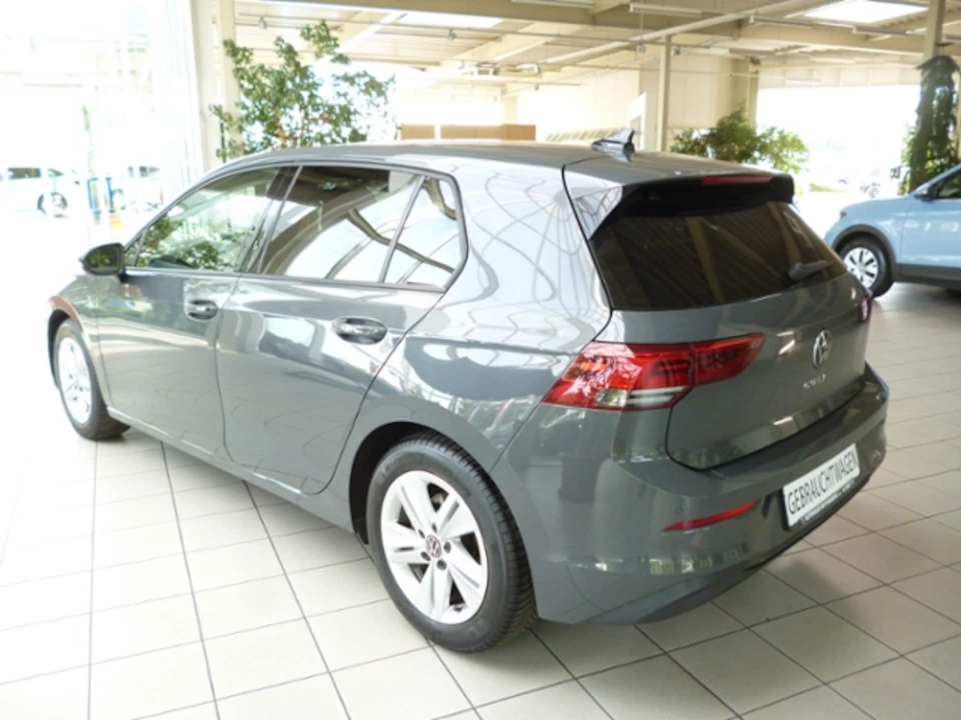Volkswagen Golf Life