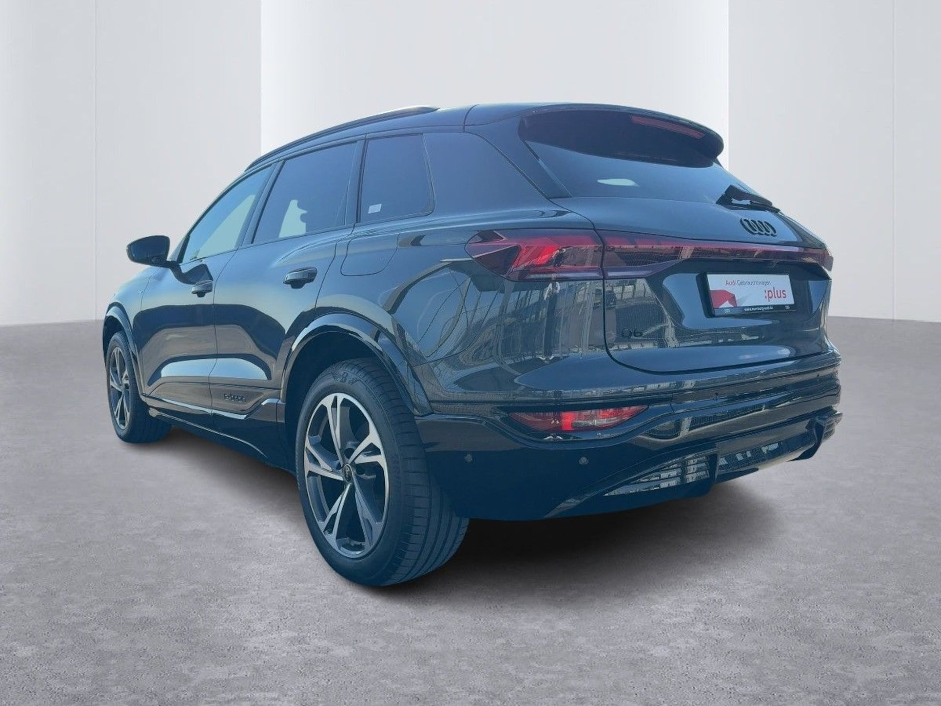 Audi Q6 SUV e-tron