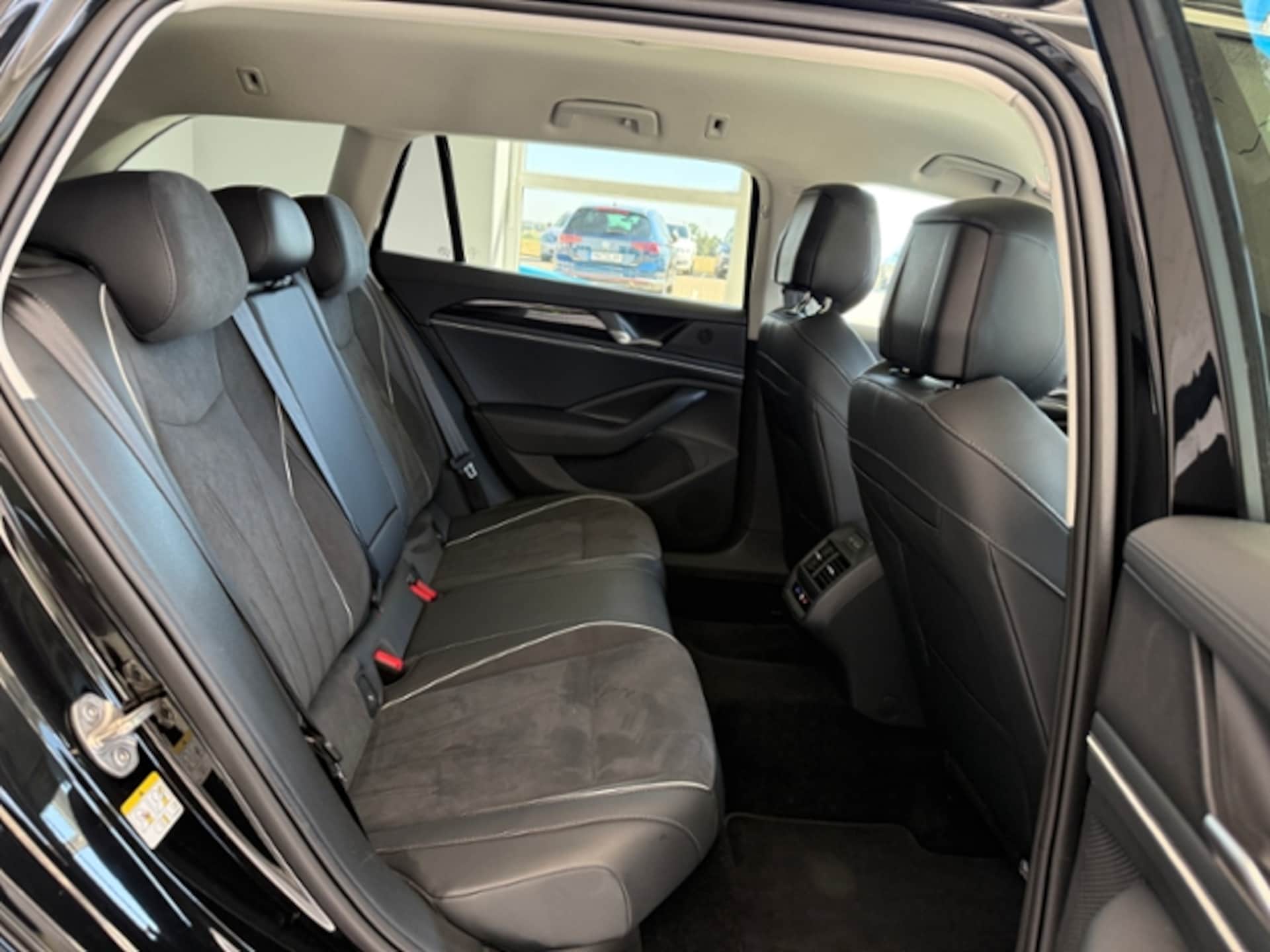 Volkswagen Passat Business