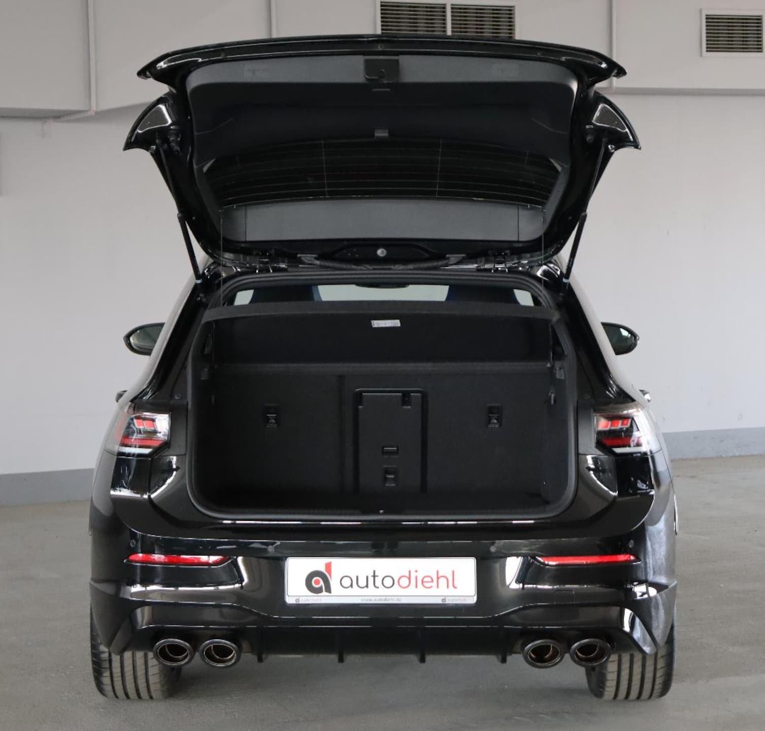 Volkswagen Golf R Black Edition