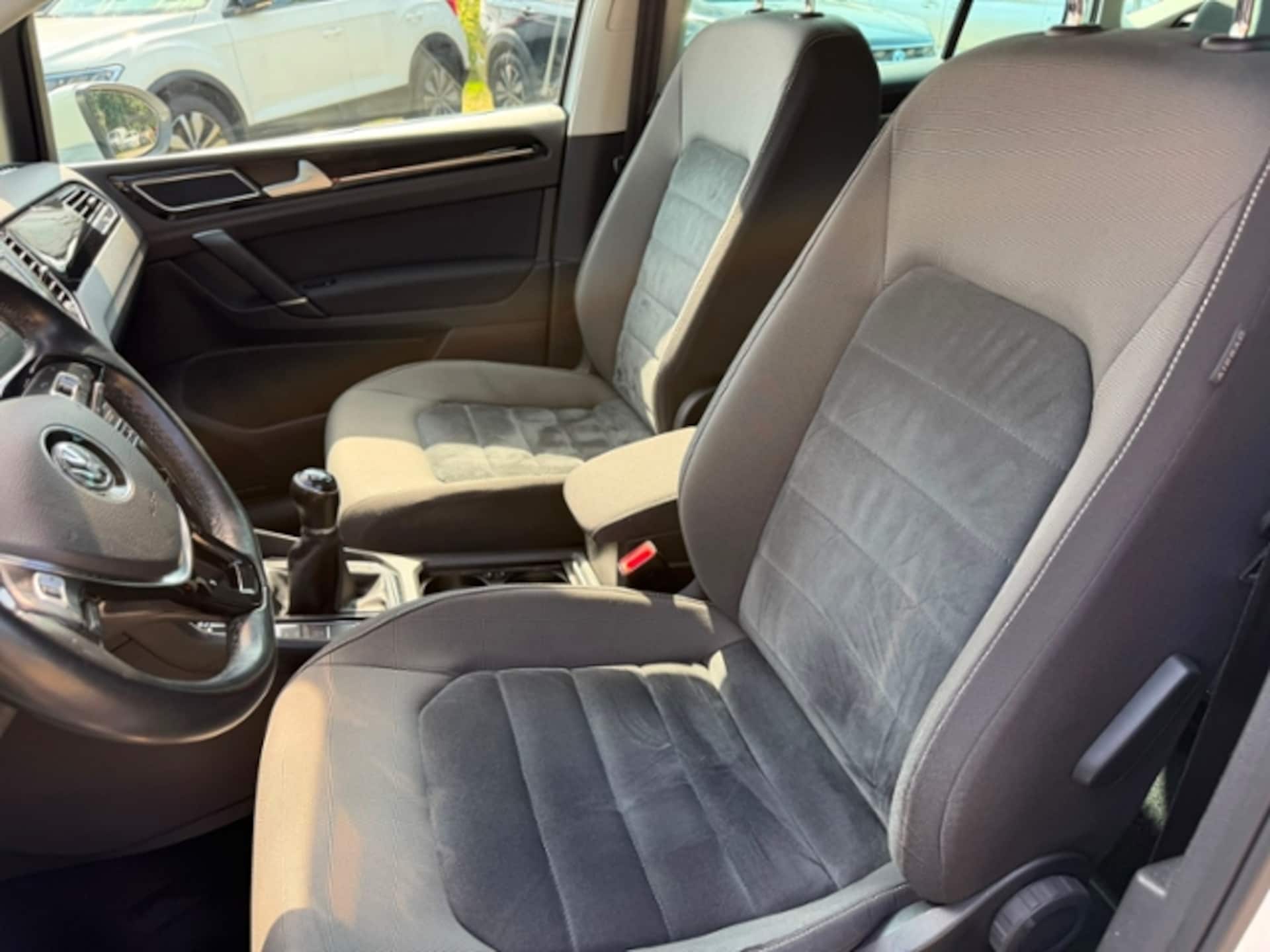 Volkswagen Golf Sportsvan Highline