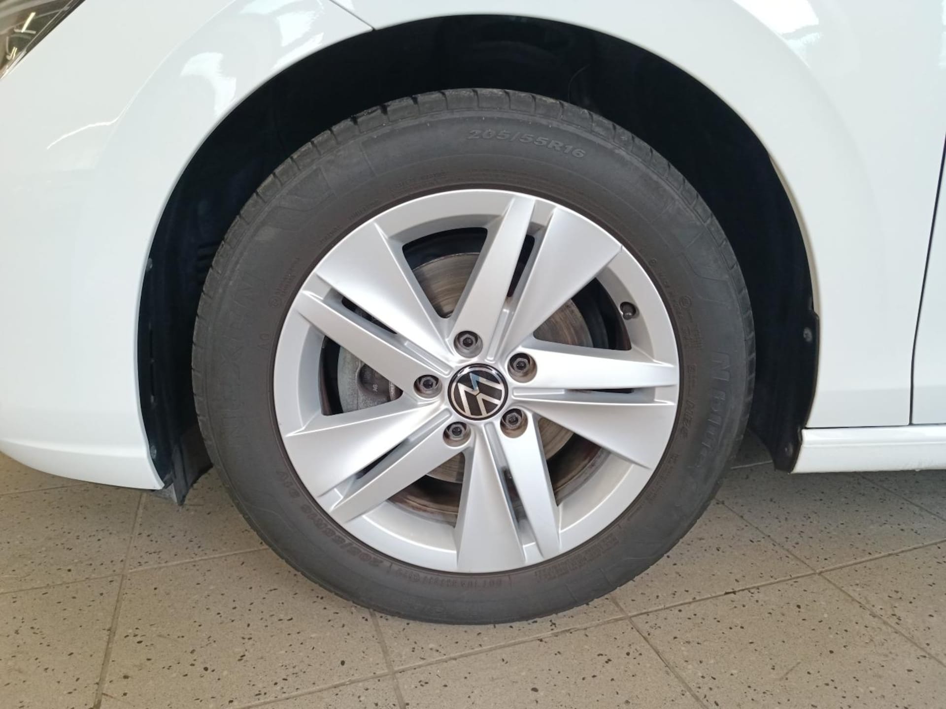 Volkswagen Golf Variant Life