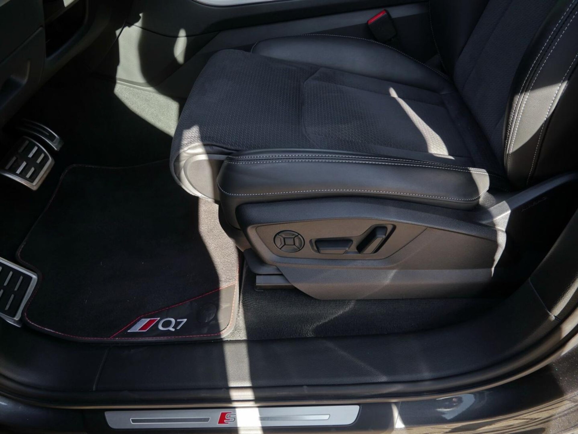 Audi Q7 SUV S line