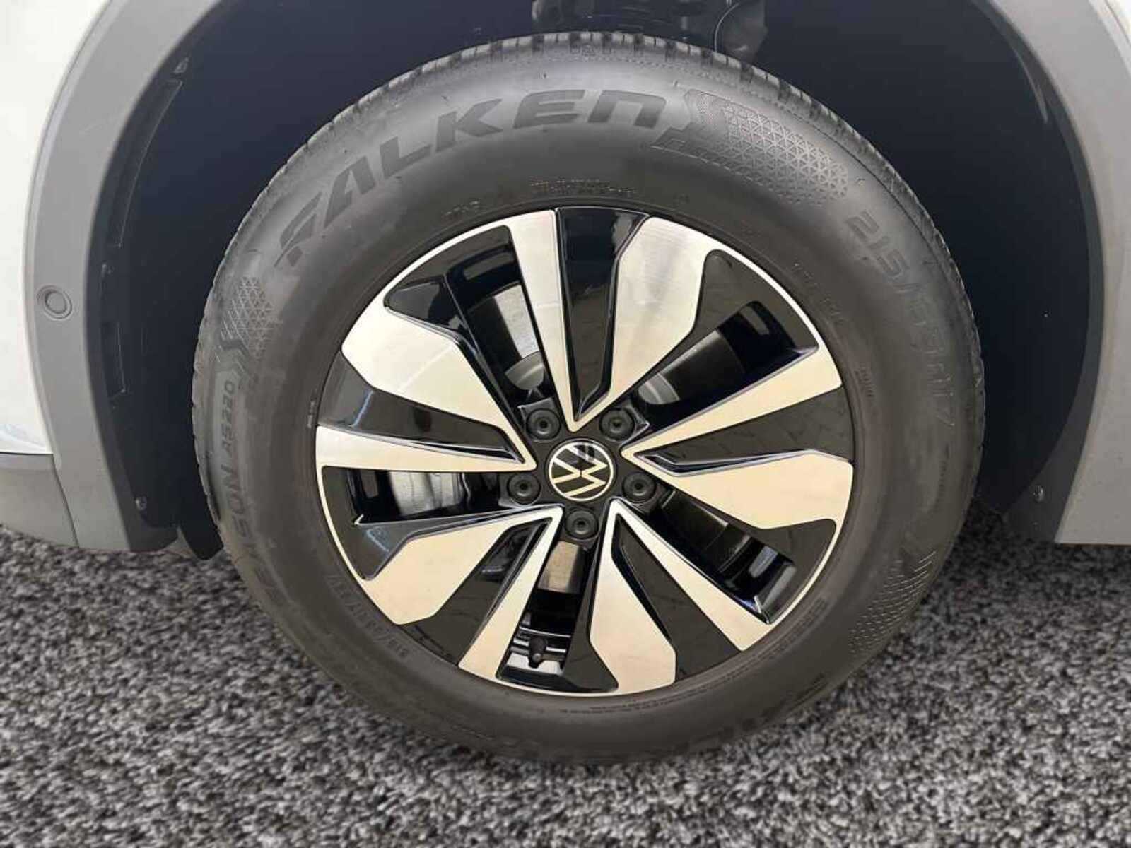 Volkswagen Tiguan – Bild 5