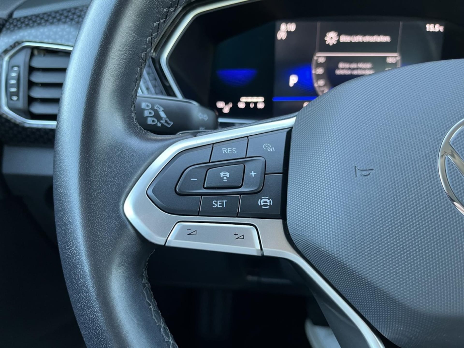 Volkswagen T-Cross Style