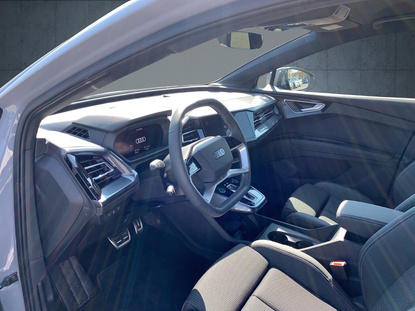 Image about Audi Q4 e-tron 45 e-tron