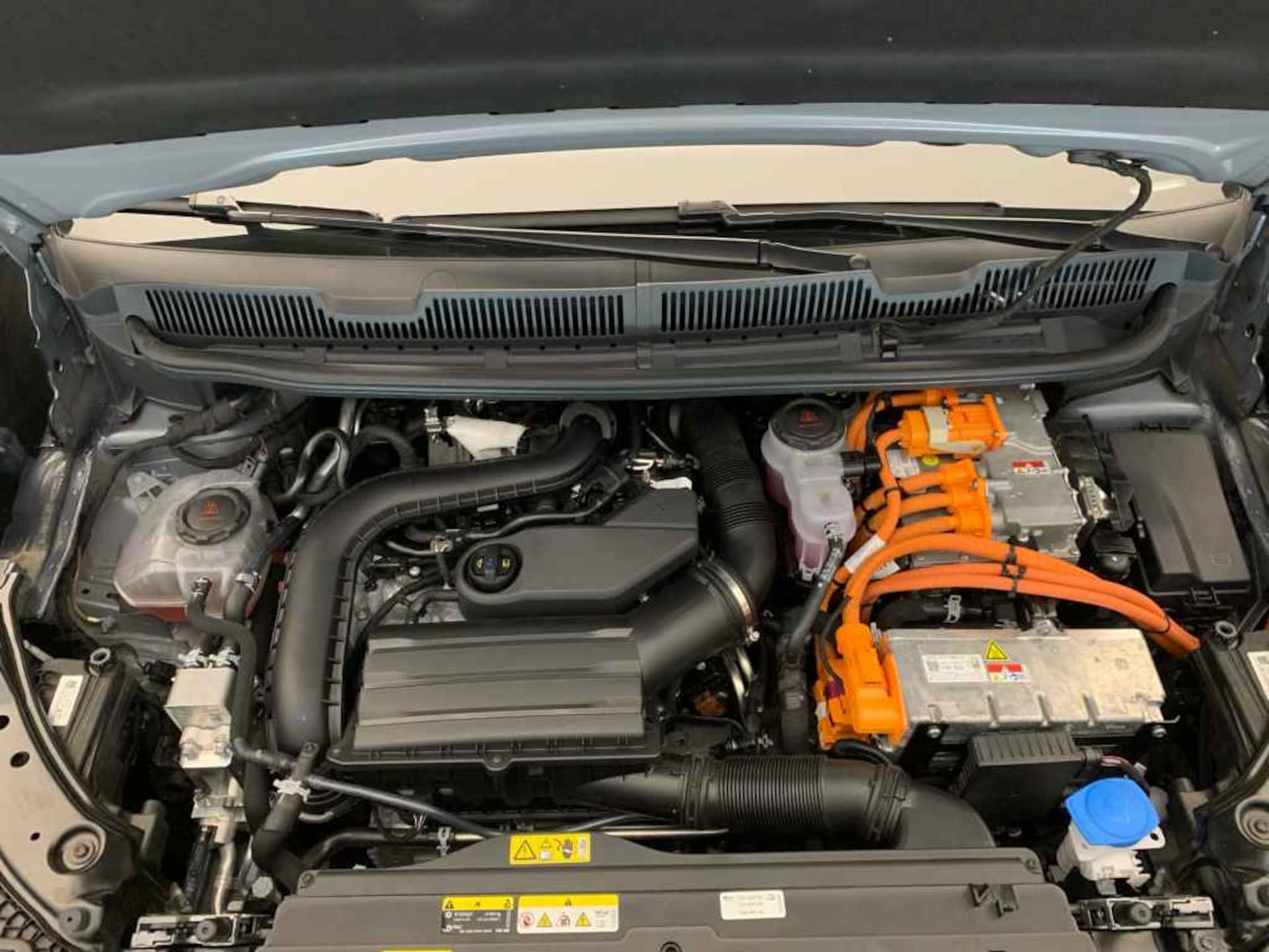 Volkswagen Caddy Basis-Modell