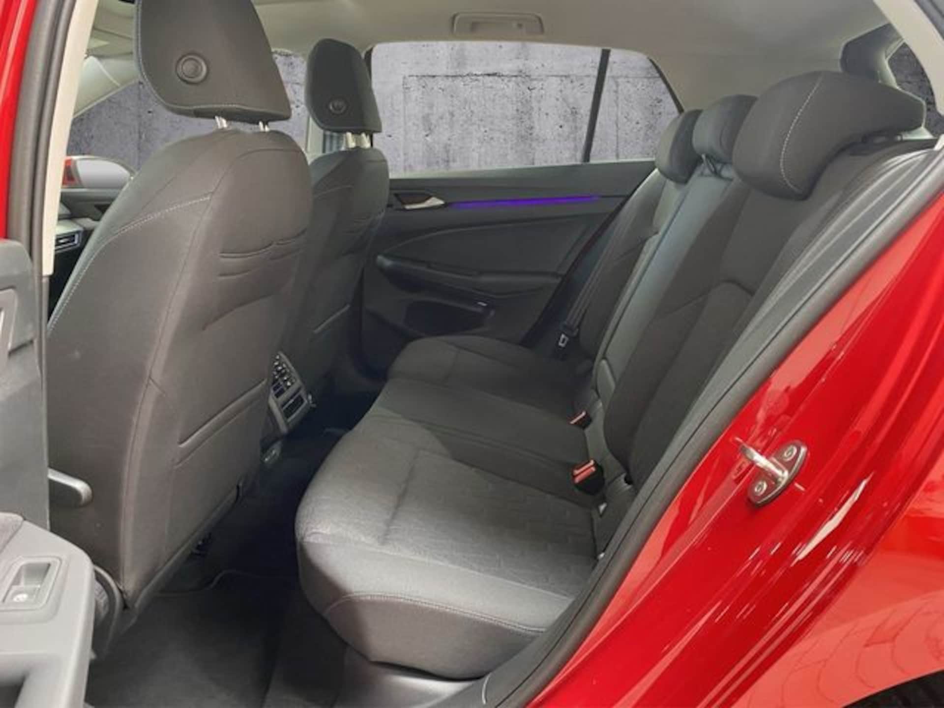 Volkswagen Golf Life