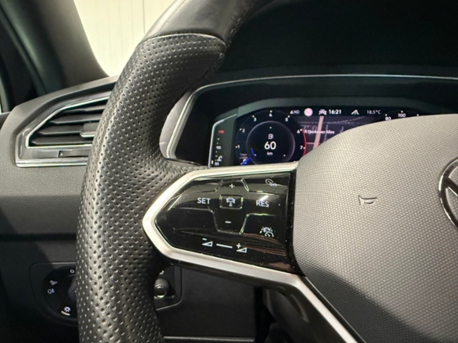 Volkswagen Tiguan Allspace – Bild 17