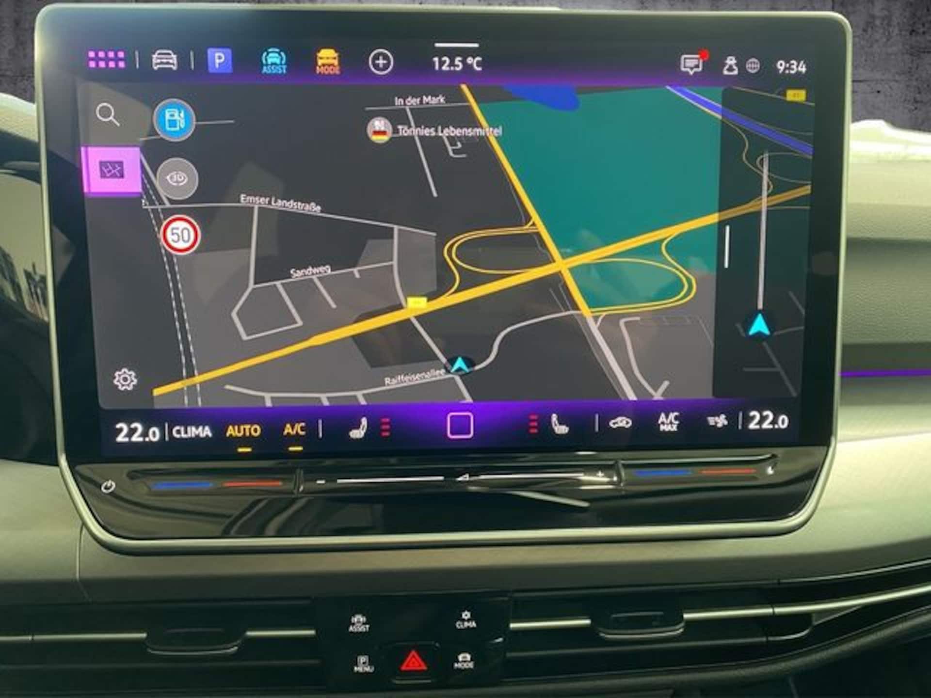 Volkswagen Golf Life