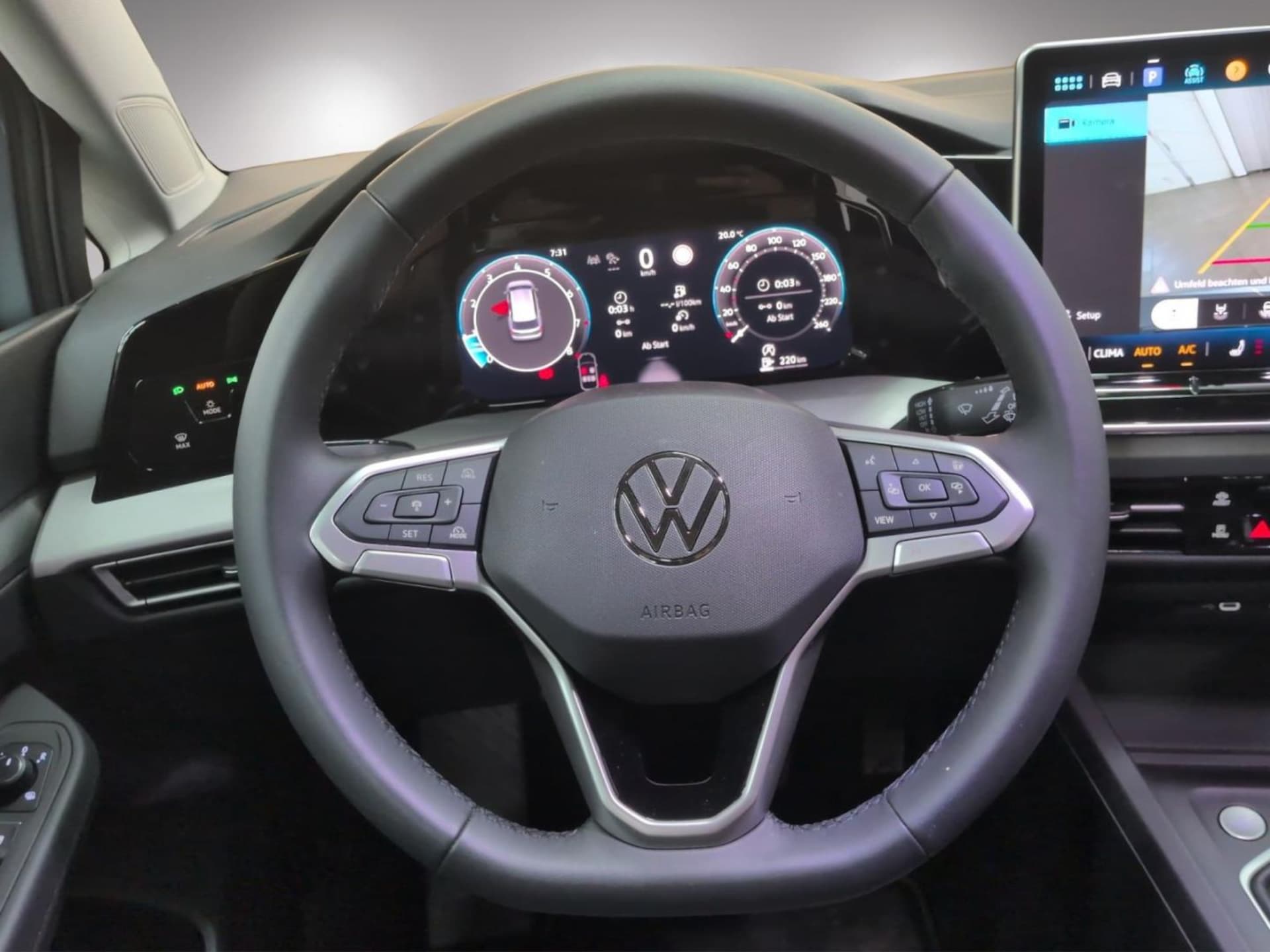 Volkswagen Golf Variant Life