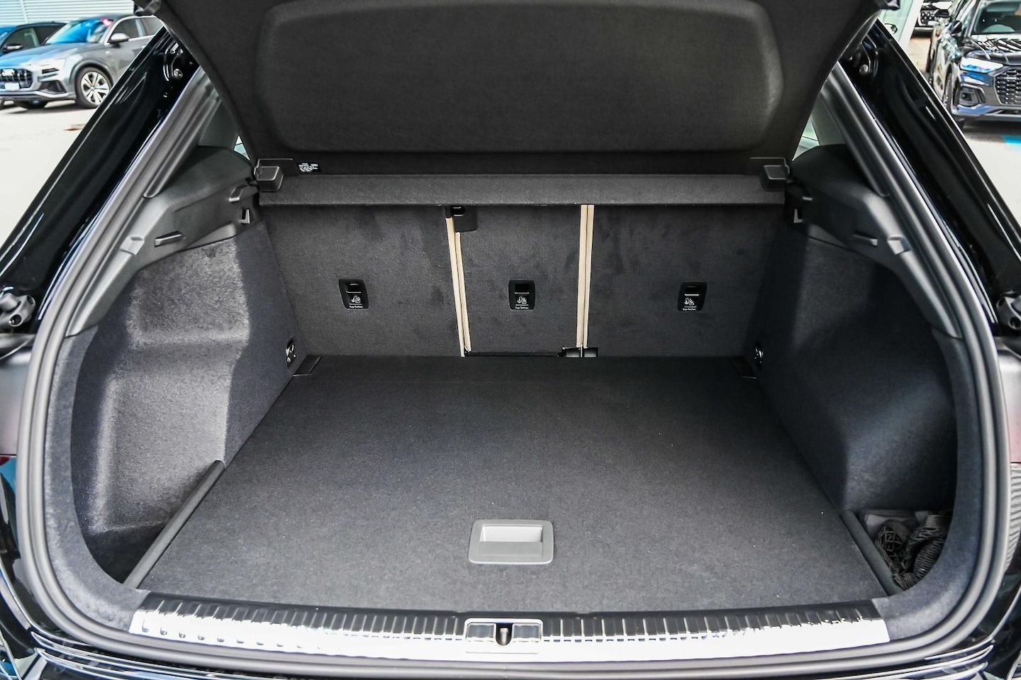 Image about Audi Q3 40 TFSI quattro S tronic