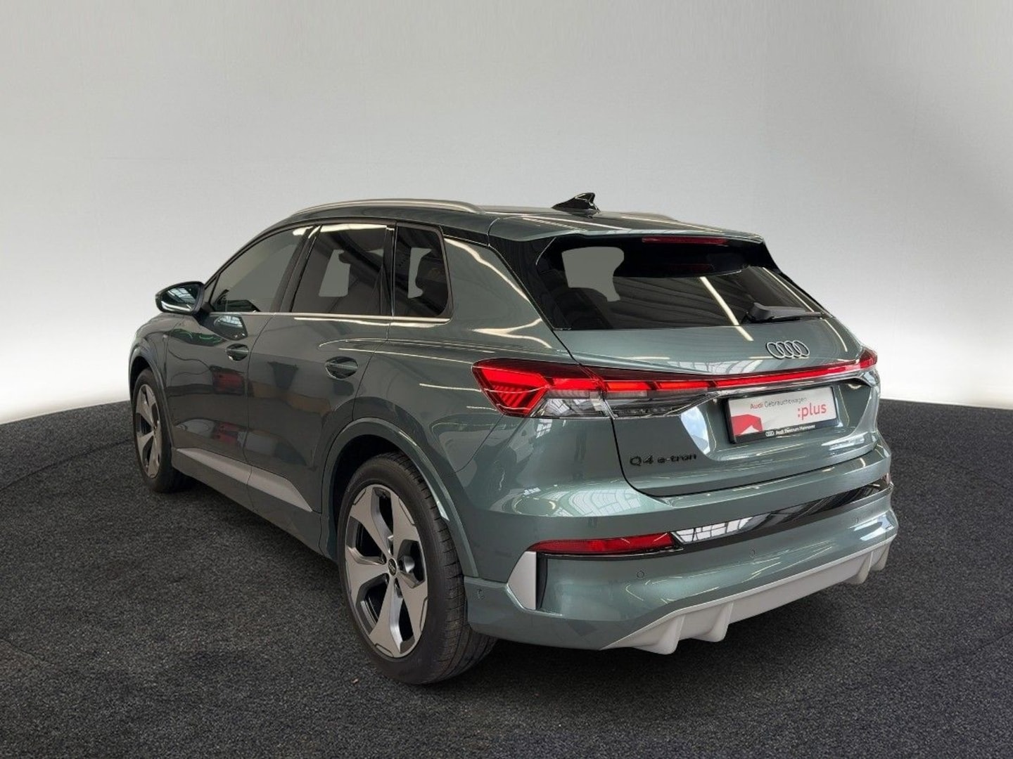 Bild über Audi Q4 SUV e-tron e-tron performance 210 kW - für weitere Informationen kontaktieren Sie den Audi Partner