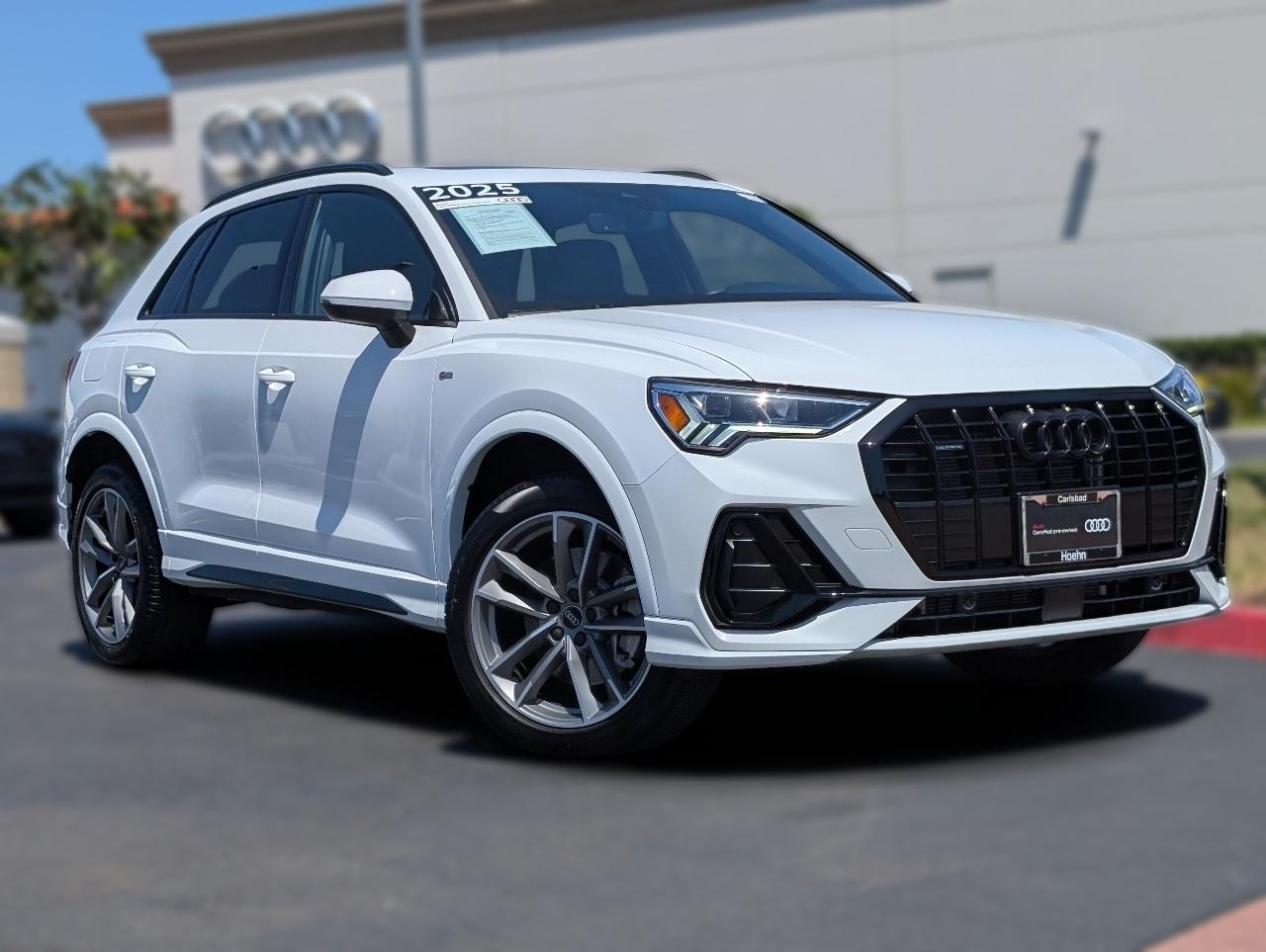 2025 Audi Q3 45 TFSI S Line Premium quattro's photo