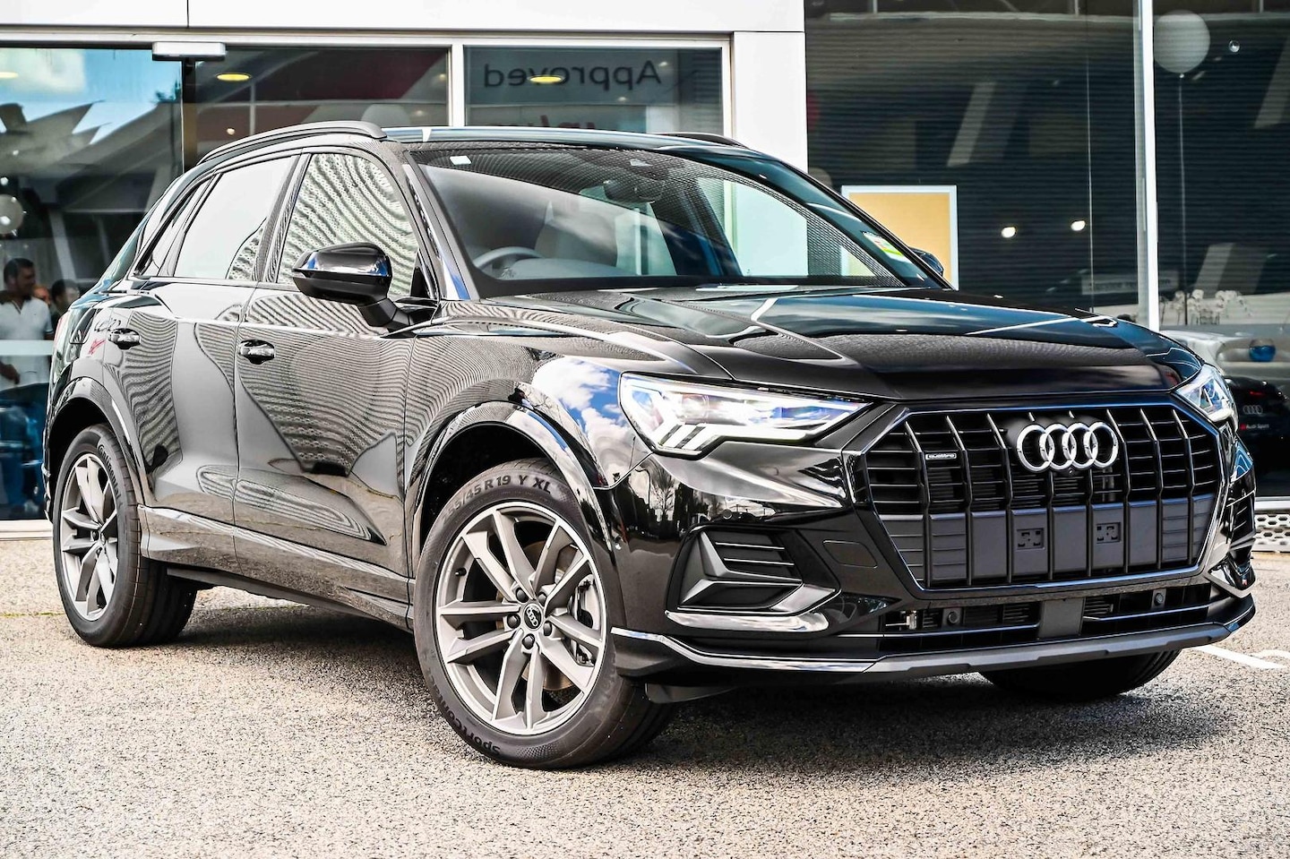 Image about Audi Q3 40 TFSI quattro S tronic