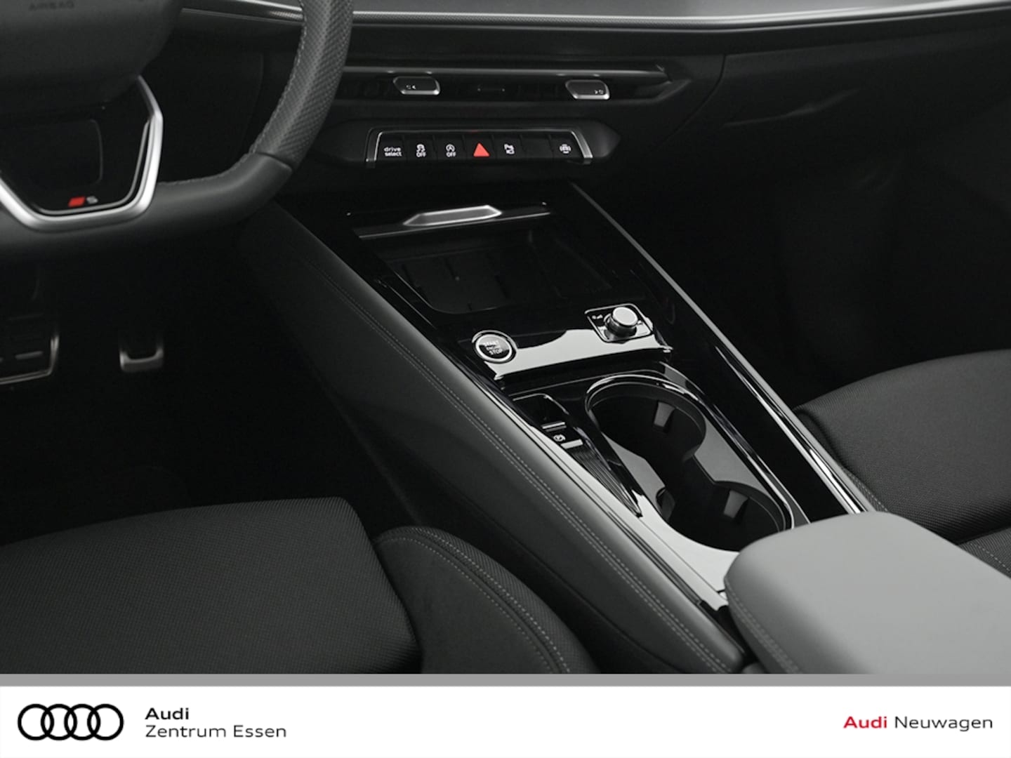 Bild über Audi Q3 SUV TFSI quattro 150 kW S tronic - für weitere Informationen kontaktieren Sie den Audi Partner