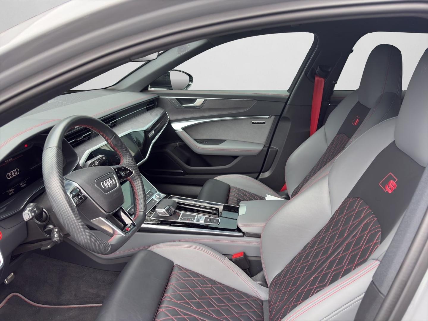 Bild über Audi S6 Avant TDI quattro tiptronic - für weitere Informationen kontaktieren Sie den Audi Partner