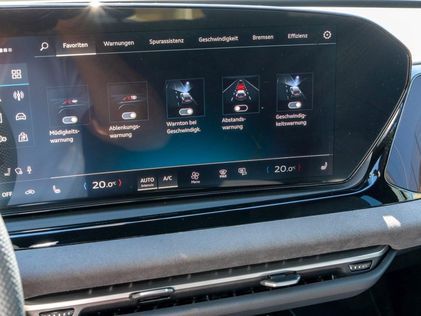 Bild über Audi A5 Avant TDI 150 kW S tronic - für weitere Informationen kontaktieren Sie den Audi Partner
