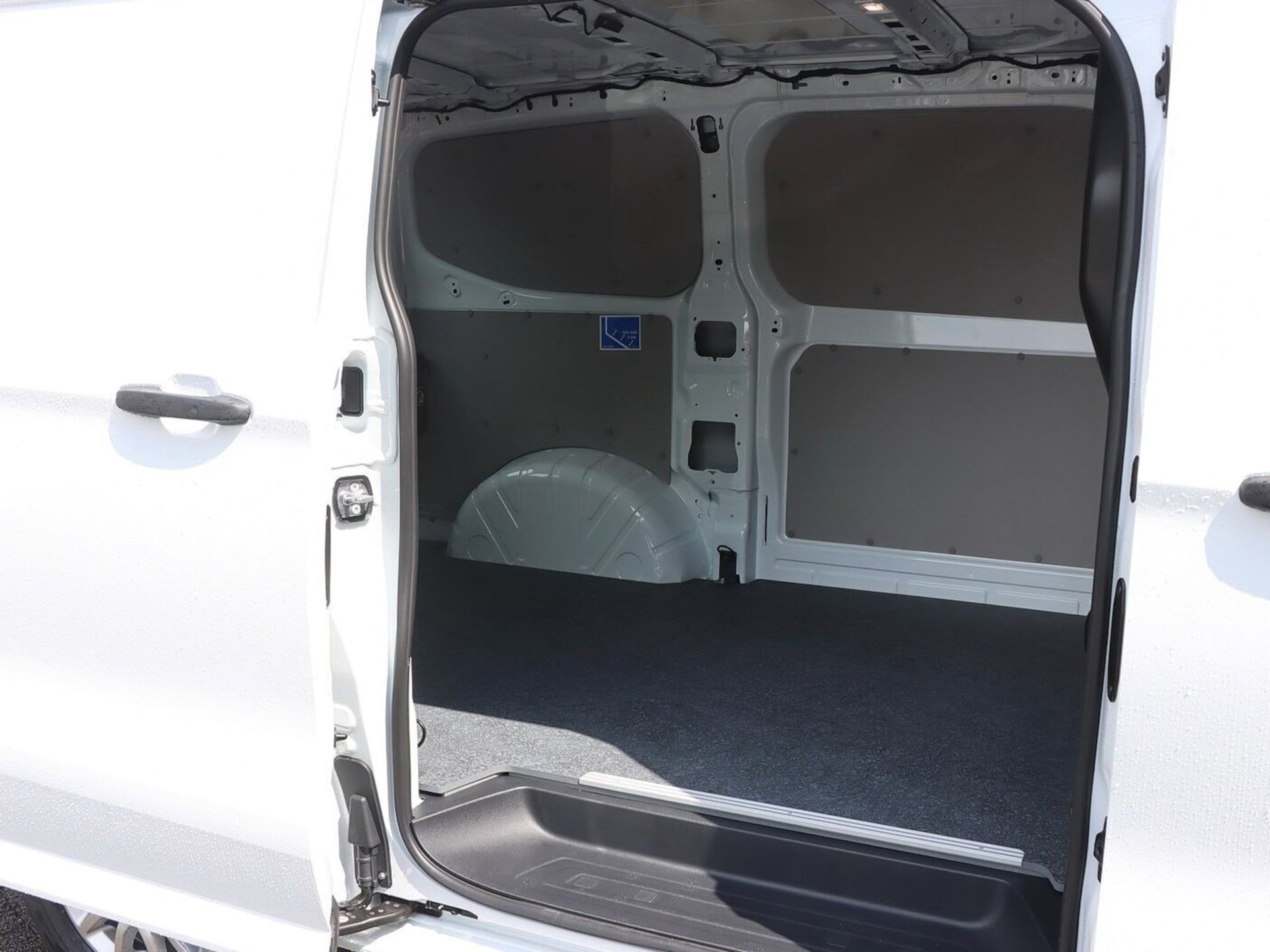 Volkswagen Transporter Kasten kurzer Radstand