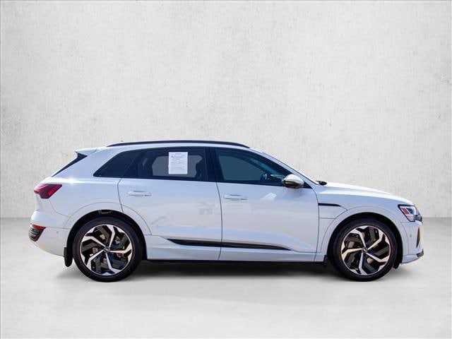 2024 Audi Q8 e-tron