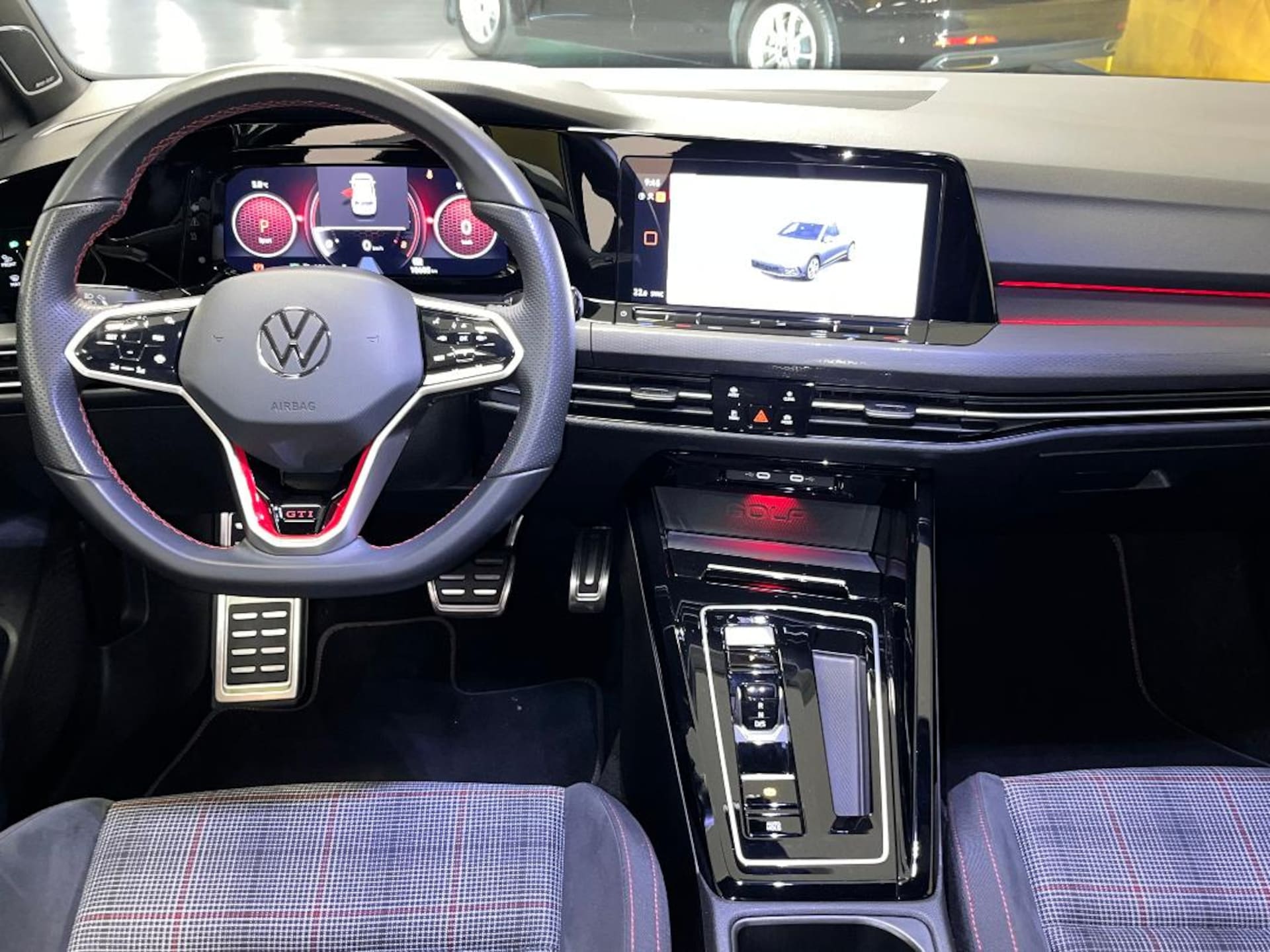 Volkswagen Golf GTI