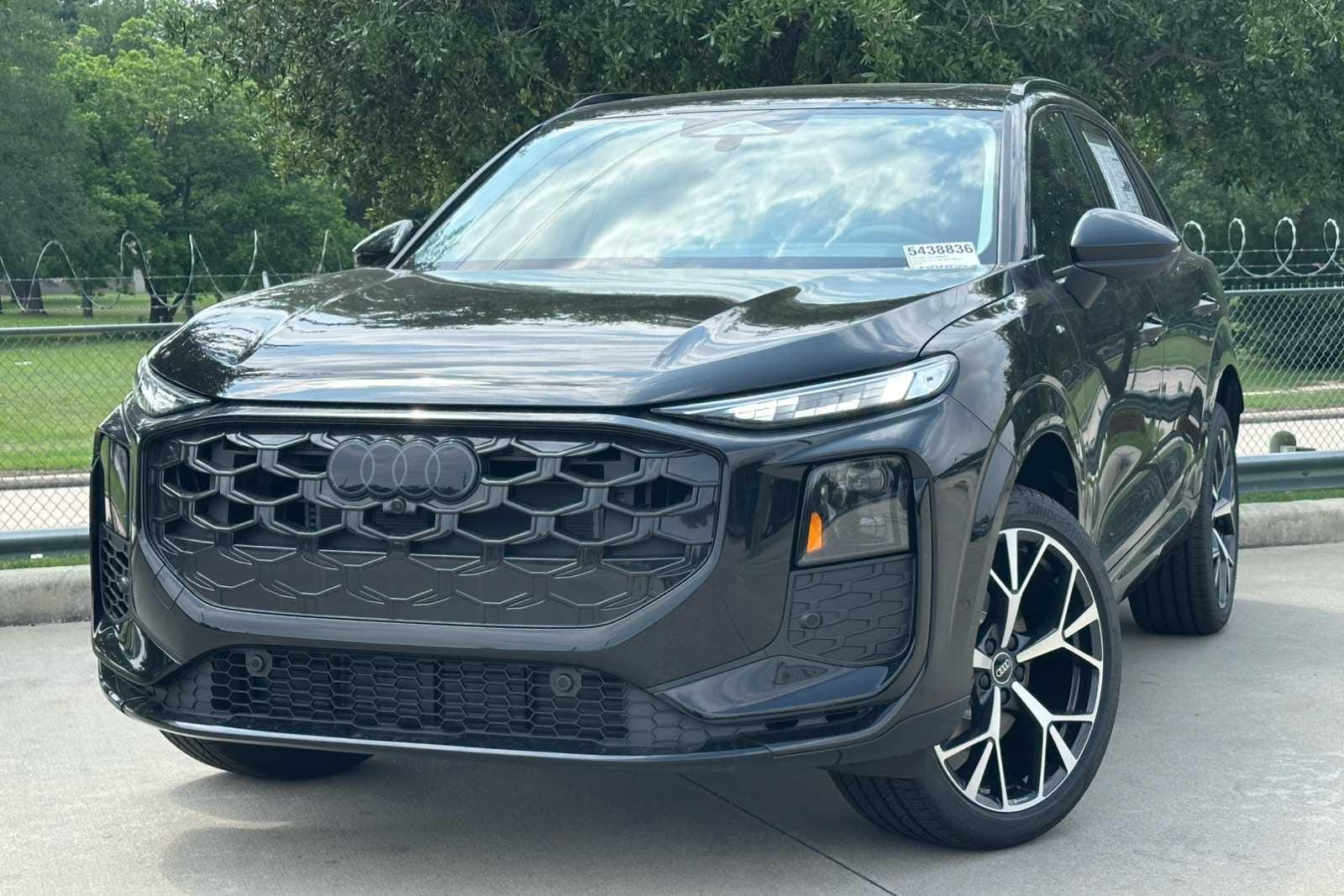 2026 Audi Q3 S line quattro's photo