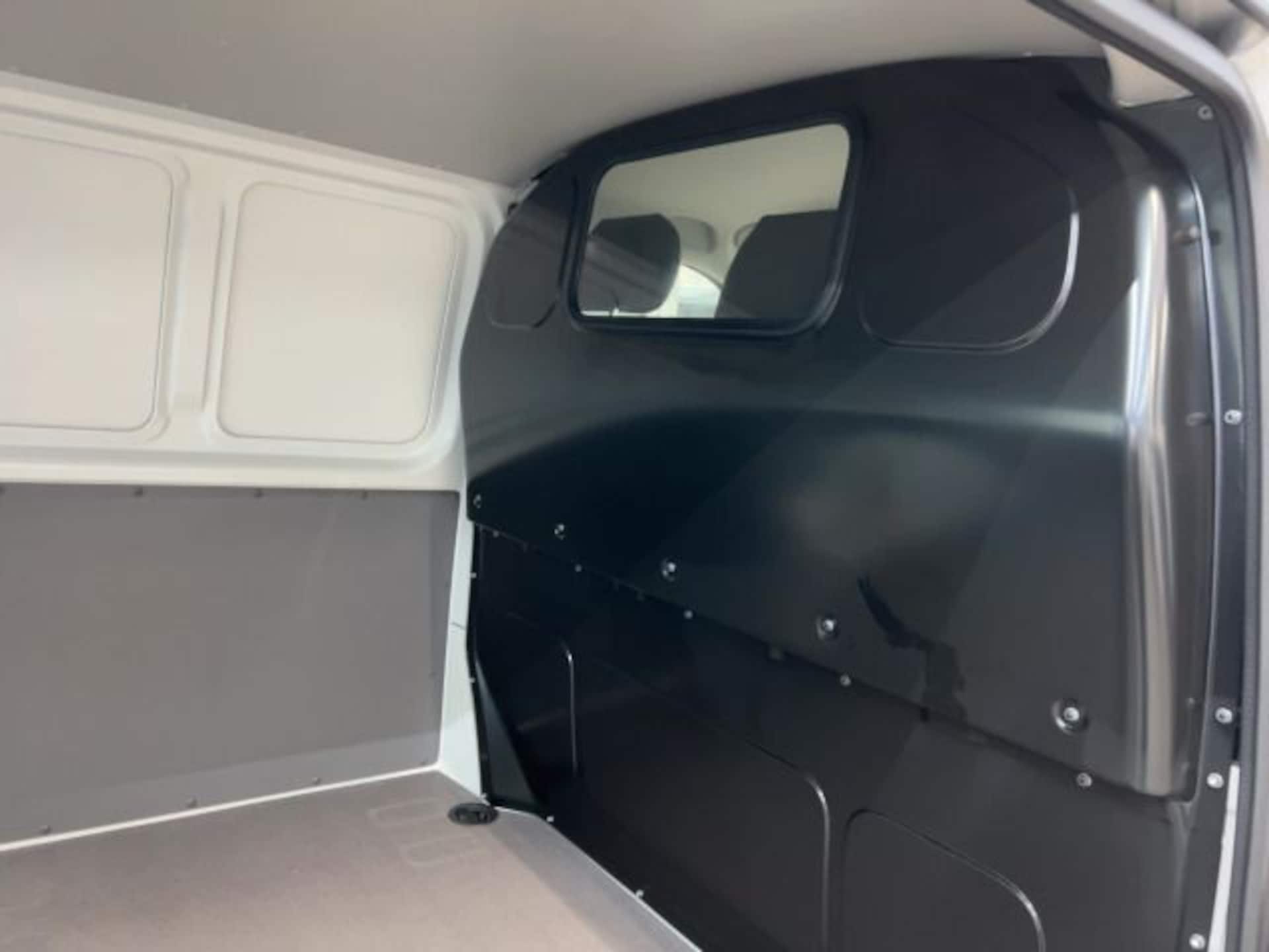 Volkswagen T6.1 Transporter Kasten kurzer Radstand