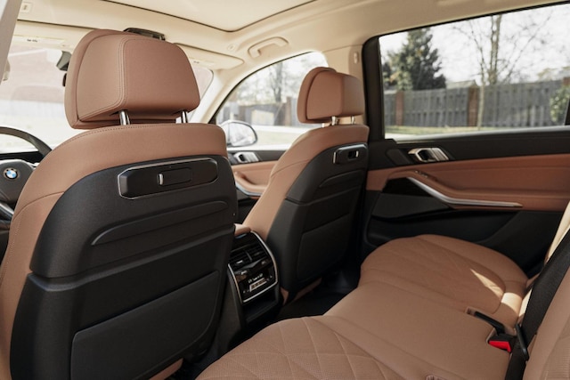 2026 BMW X7 40i - Photo 25