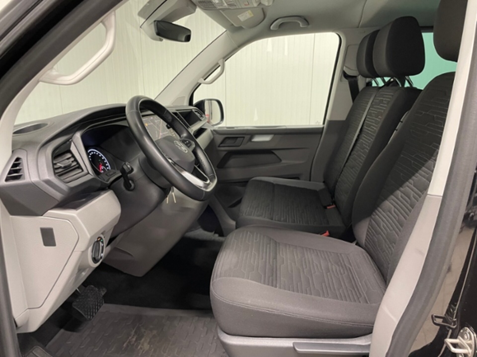 Volkswagen T6.1 Caravelle kurzer Radstand Comfortline