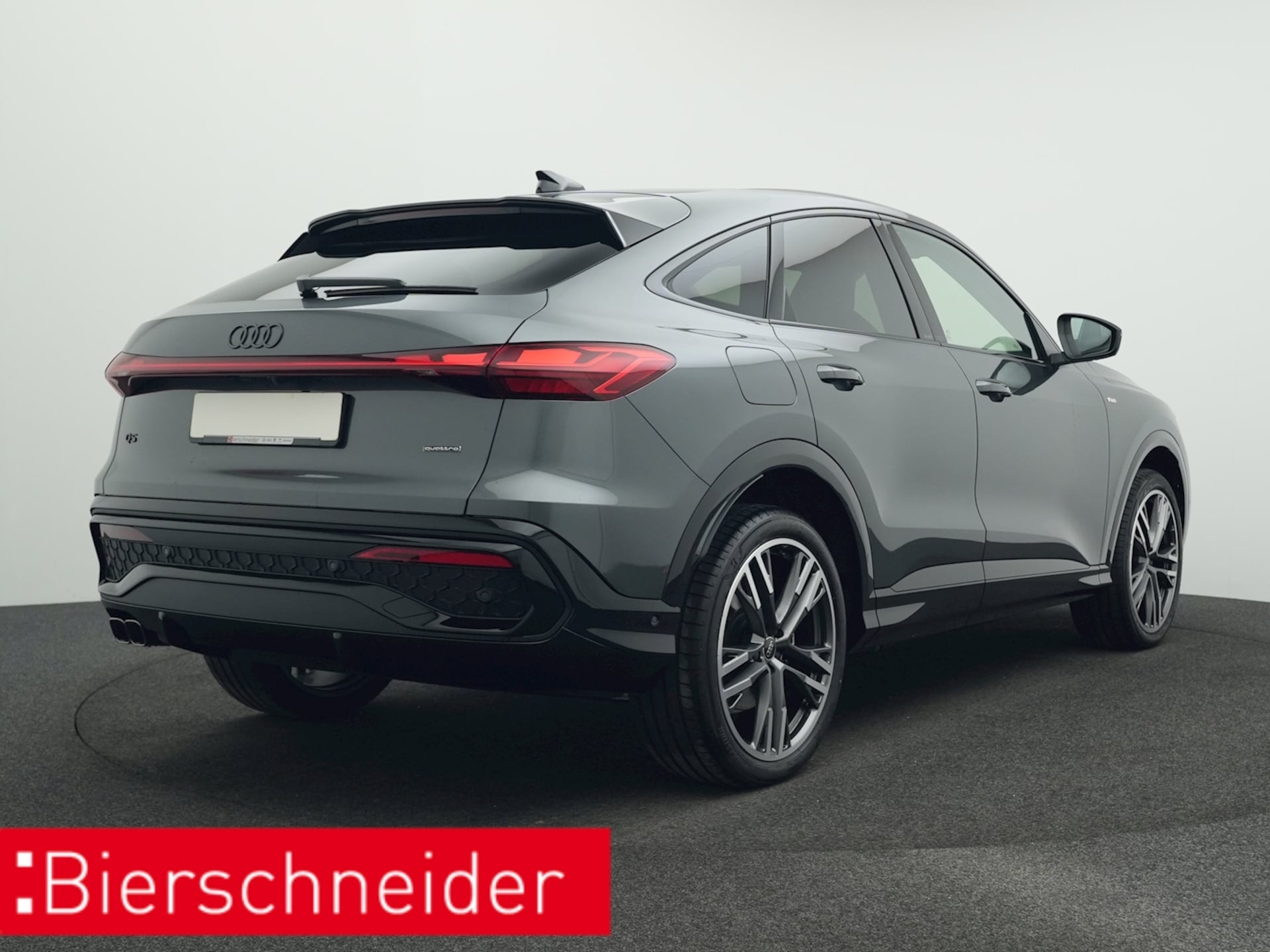 Audi Q5 Sportback edition one