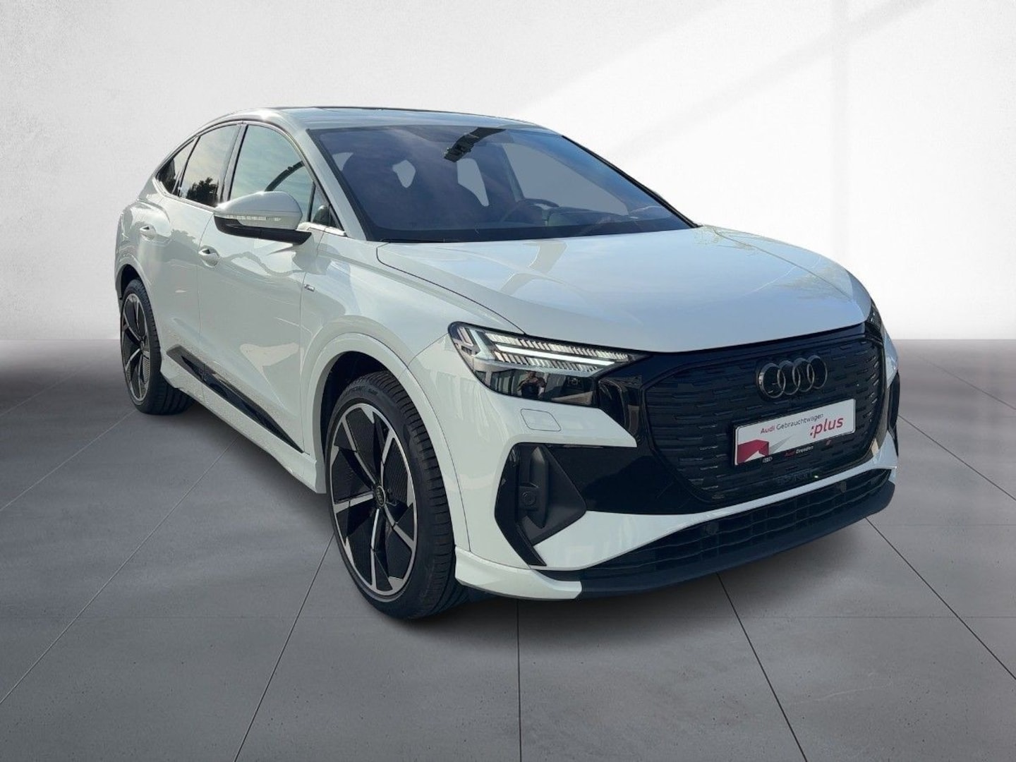 Bild über Audi Q4 Sportback e-tron 50 e-tron quattro - für weitere Informationen kontaktieren Sie den Audi Partner